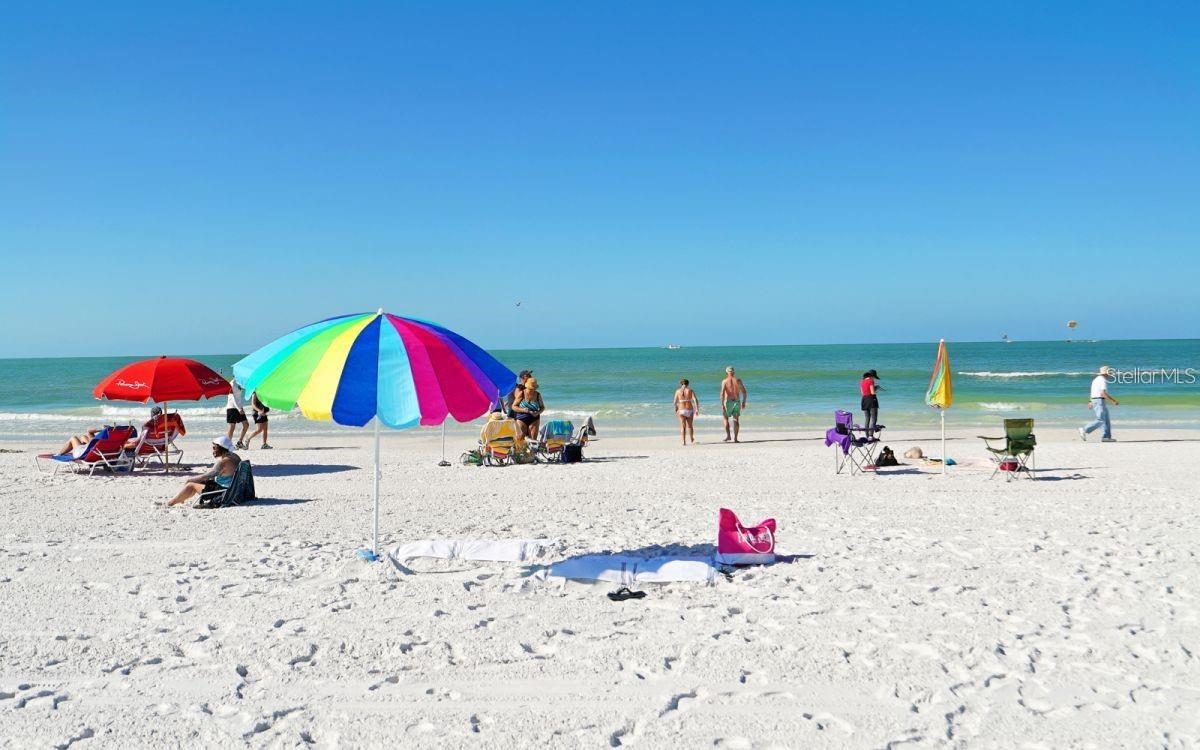 Image 45 of 53 For 6157 Midnight Pass Road G22