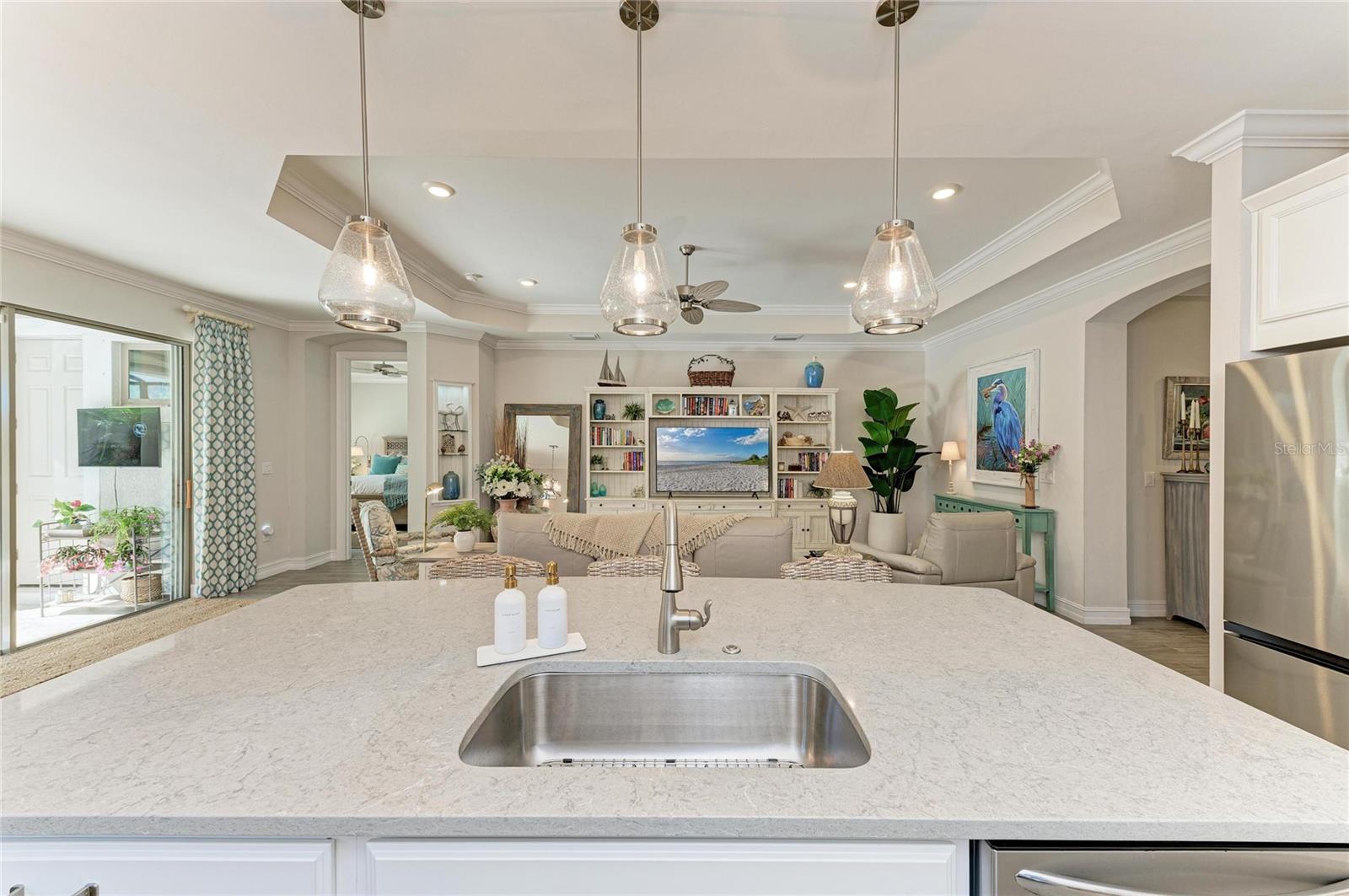 Image 24 of 91 For 364 Toscavilla Boulevard