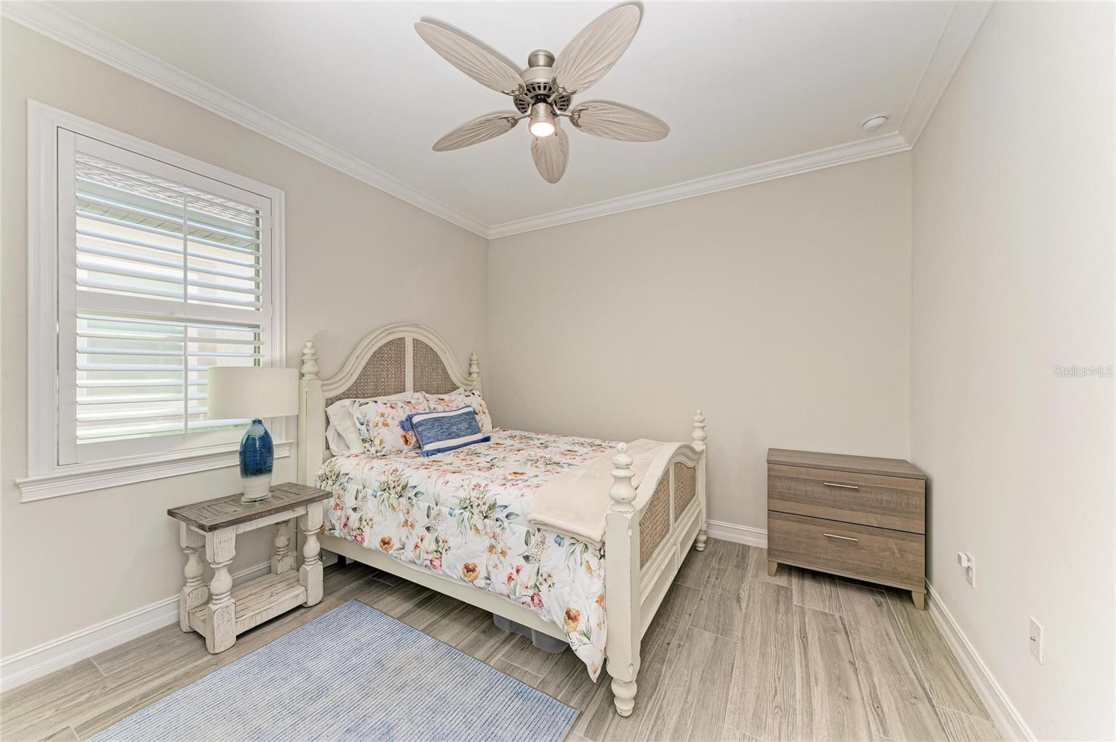 Image 53 of 91 For 364 Toscavilla Boulevard