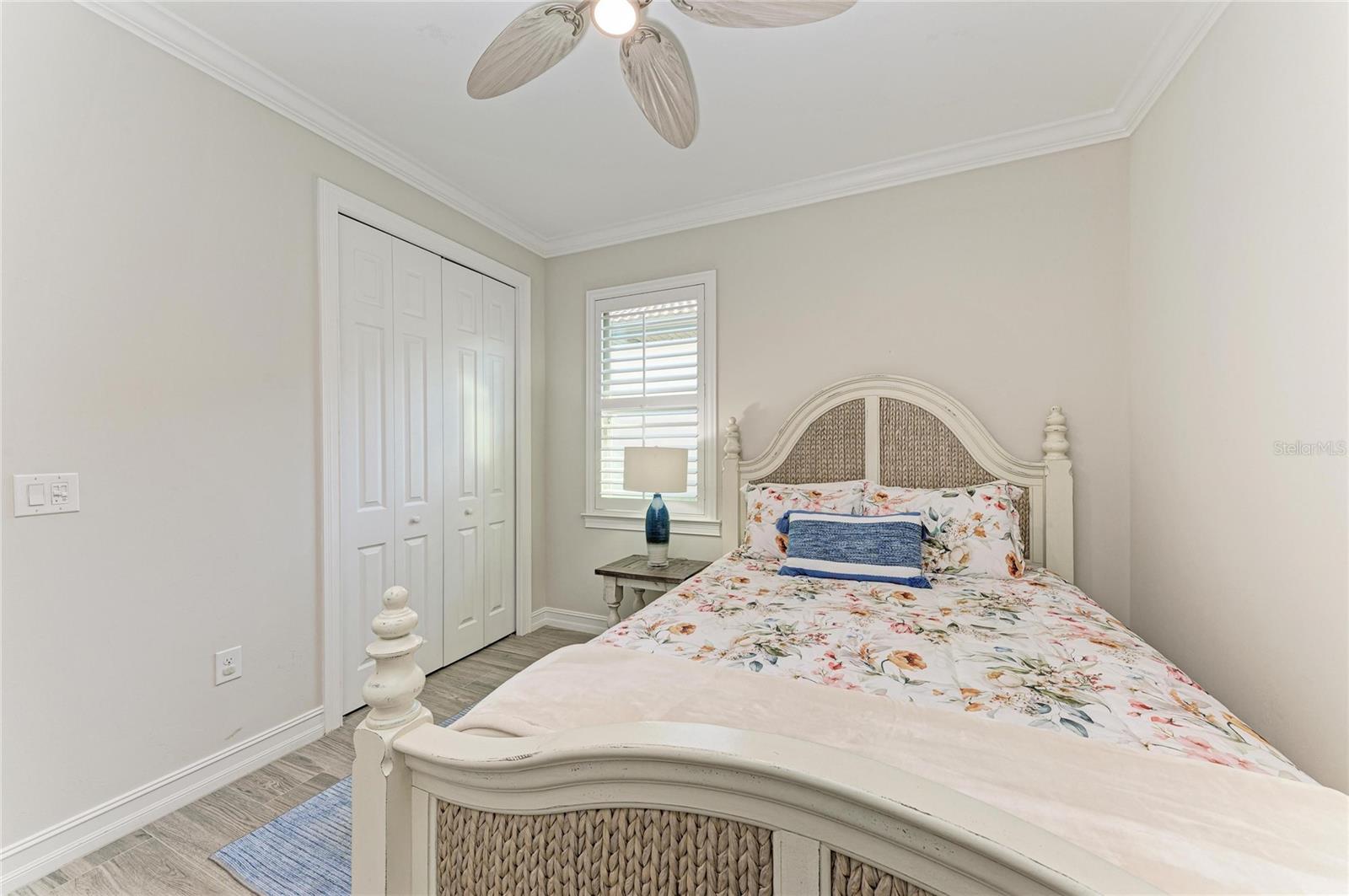 Image 54 of 91 For 364 Toscavilla Boulevard