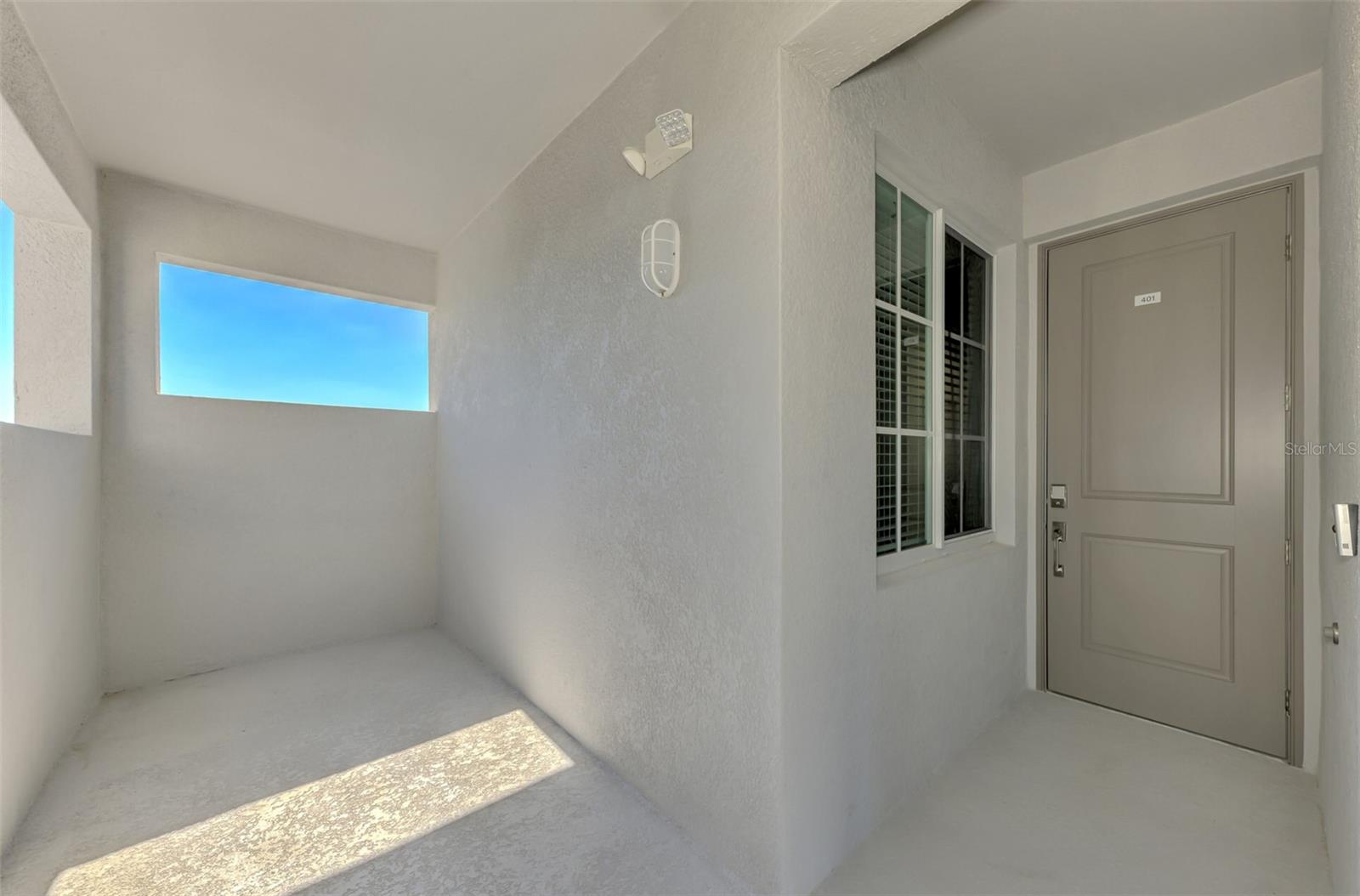 Image 26 of 33 For 17565 Opal Sand Drive #401