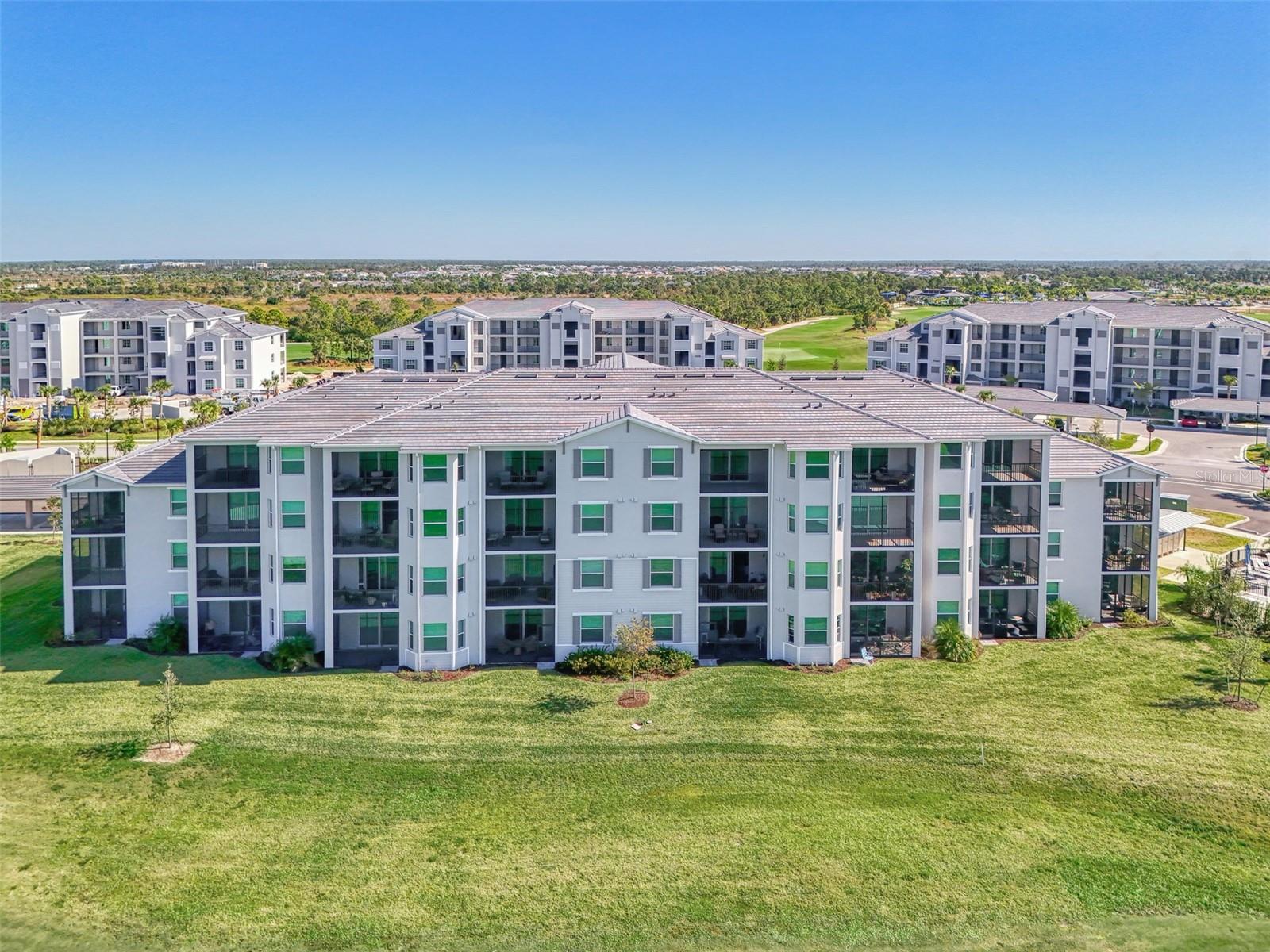 Image 32 of 33 For 17565 Opal Sand Drive #401