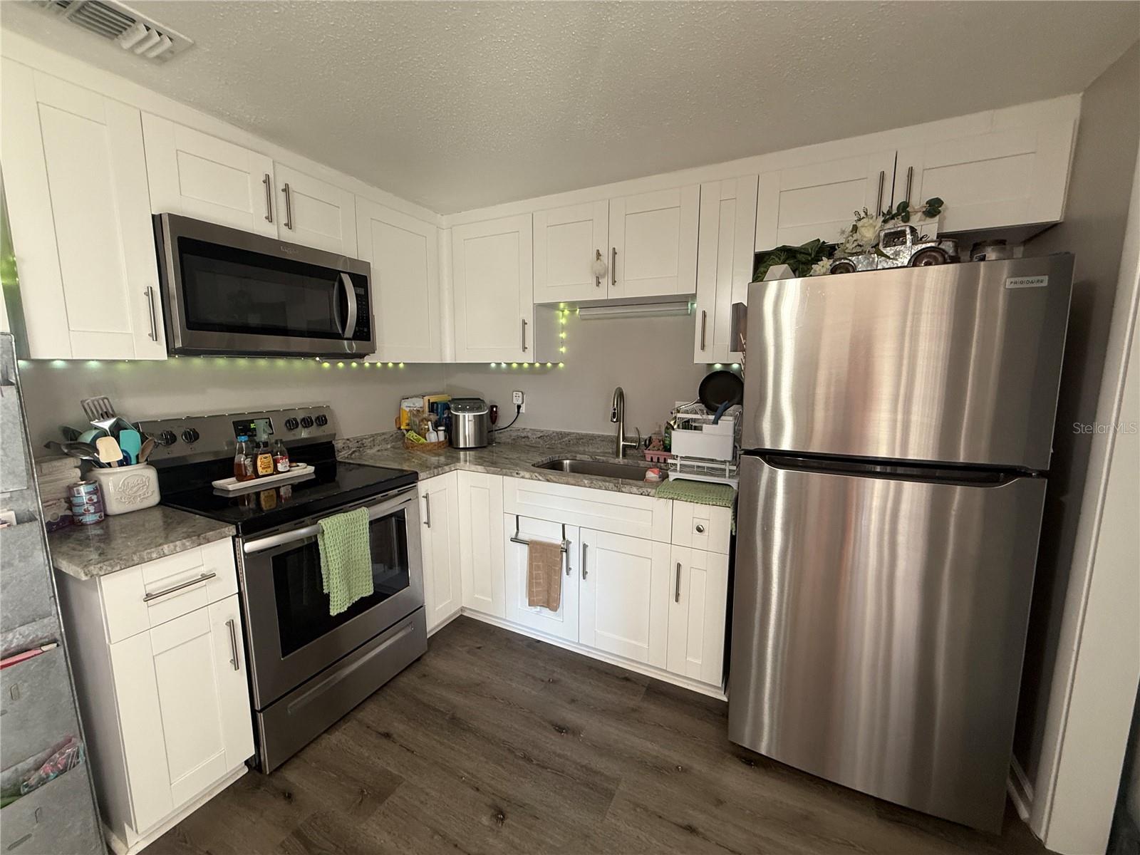 Image 4 of 13 For 600 Briarwood Road