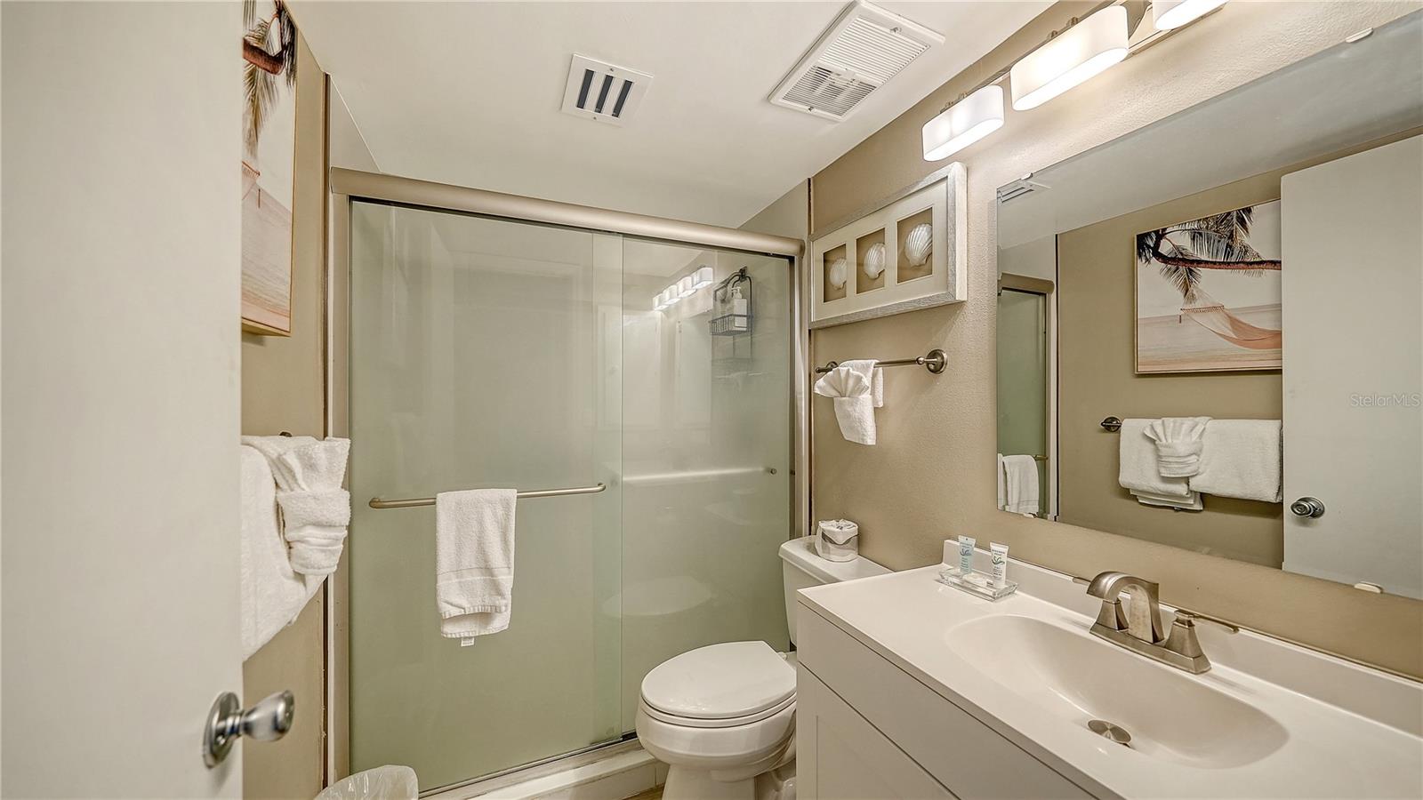 Image 17 of 30 For 4235 Gulf Of Mexico Drive T101