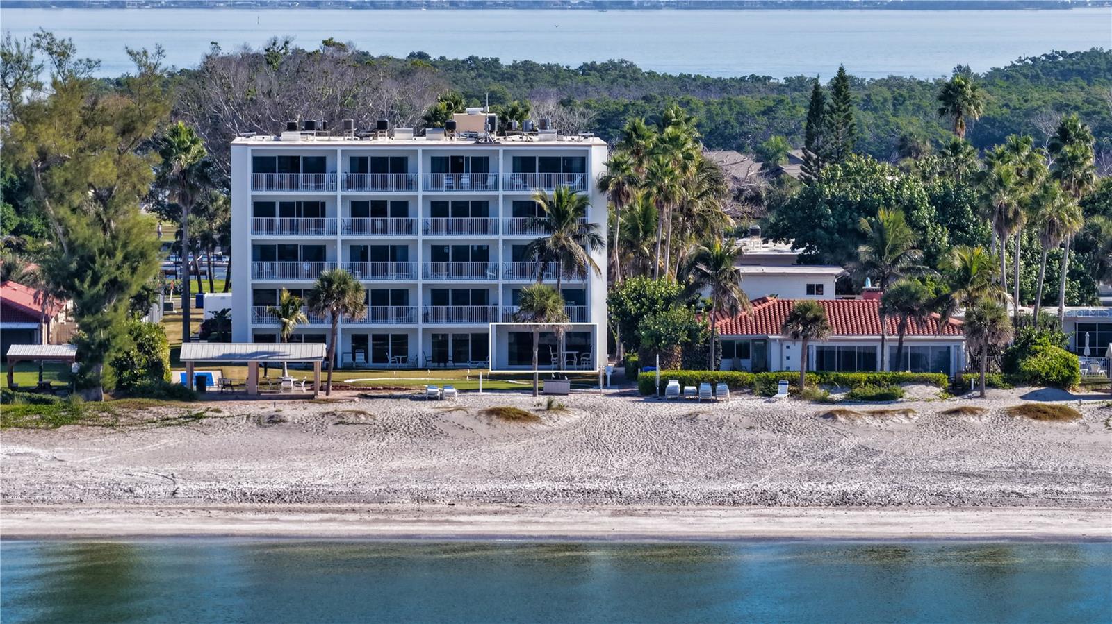 Image 18 of 30 For 4235 Gulf Of Mexico Drive T101