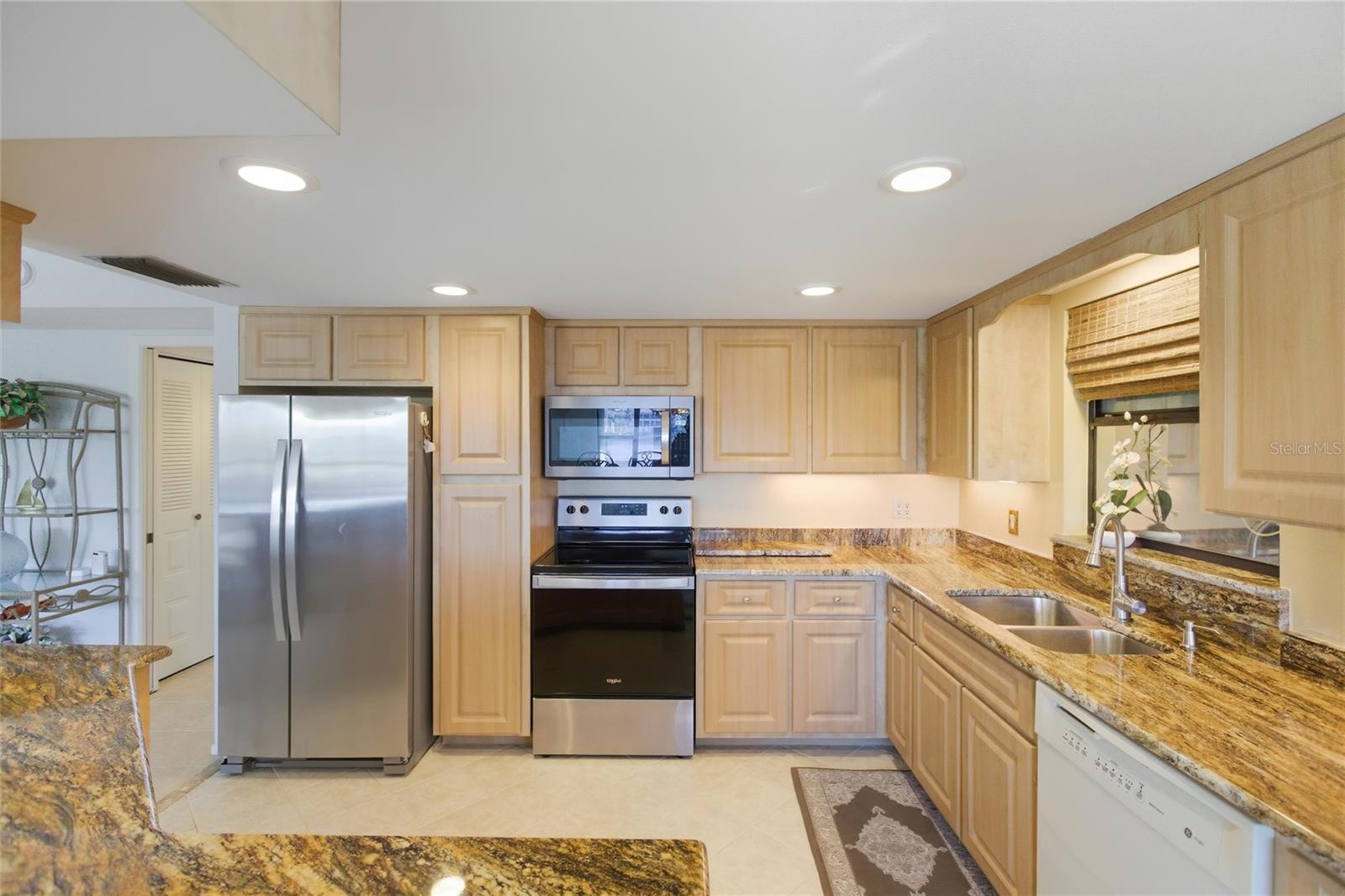 Image 11 of 49 For 3255 Sugarloaf Key Road 31c