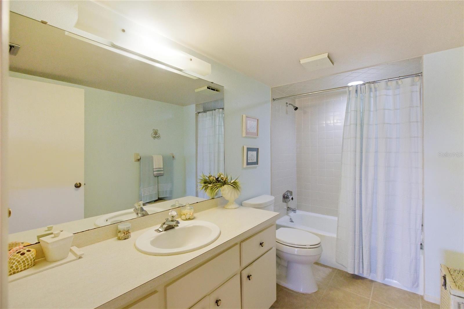 Image 25 of 49 For 3255 Sugarloaf Key Road 31c