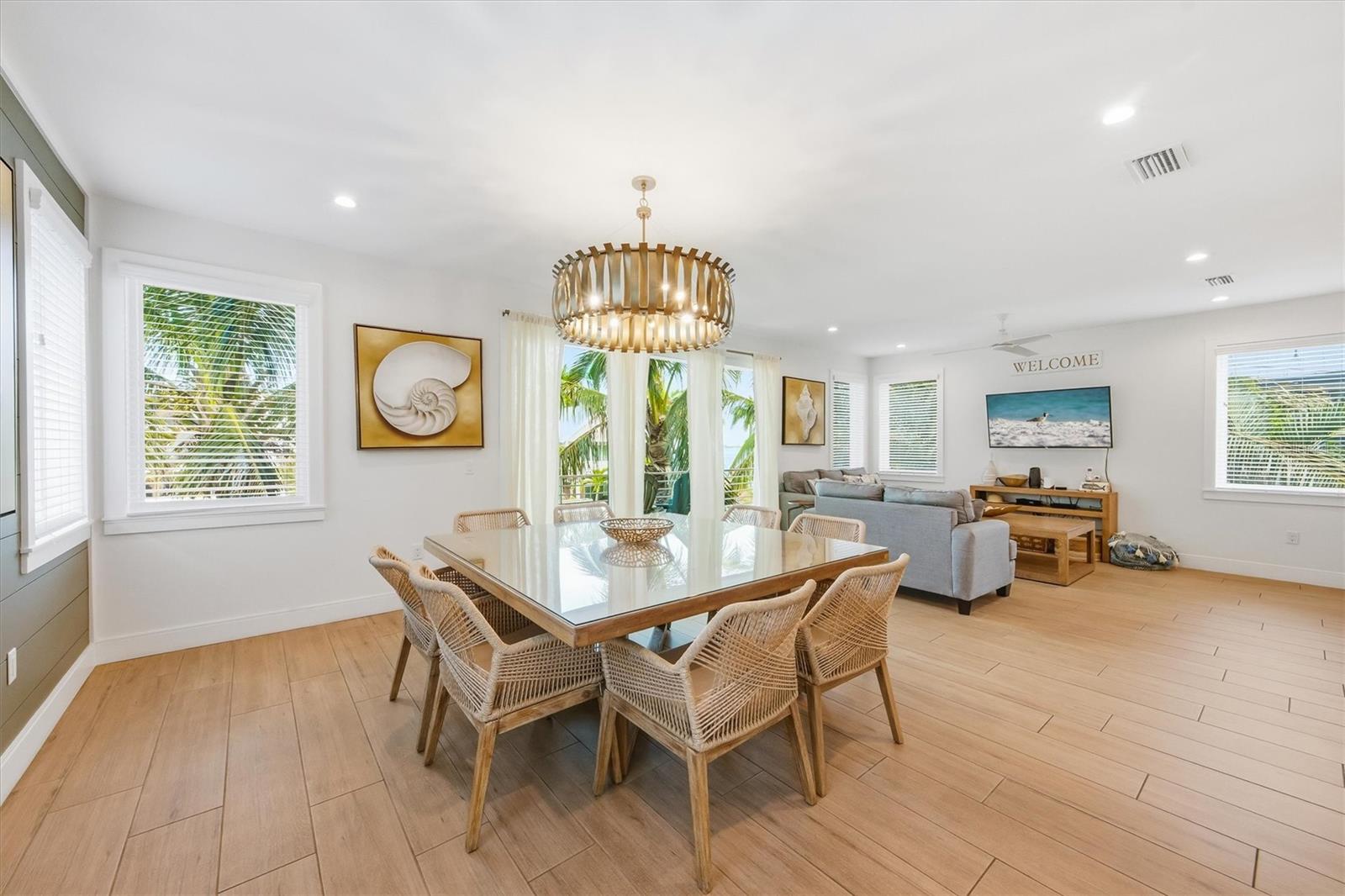 Image 11 of 91 For 403 20th Place N