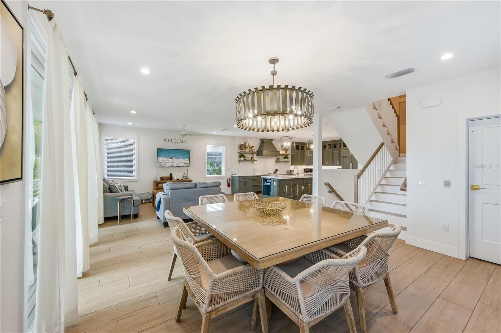 Image 12 of 91 For 403 20th Place N