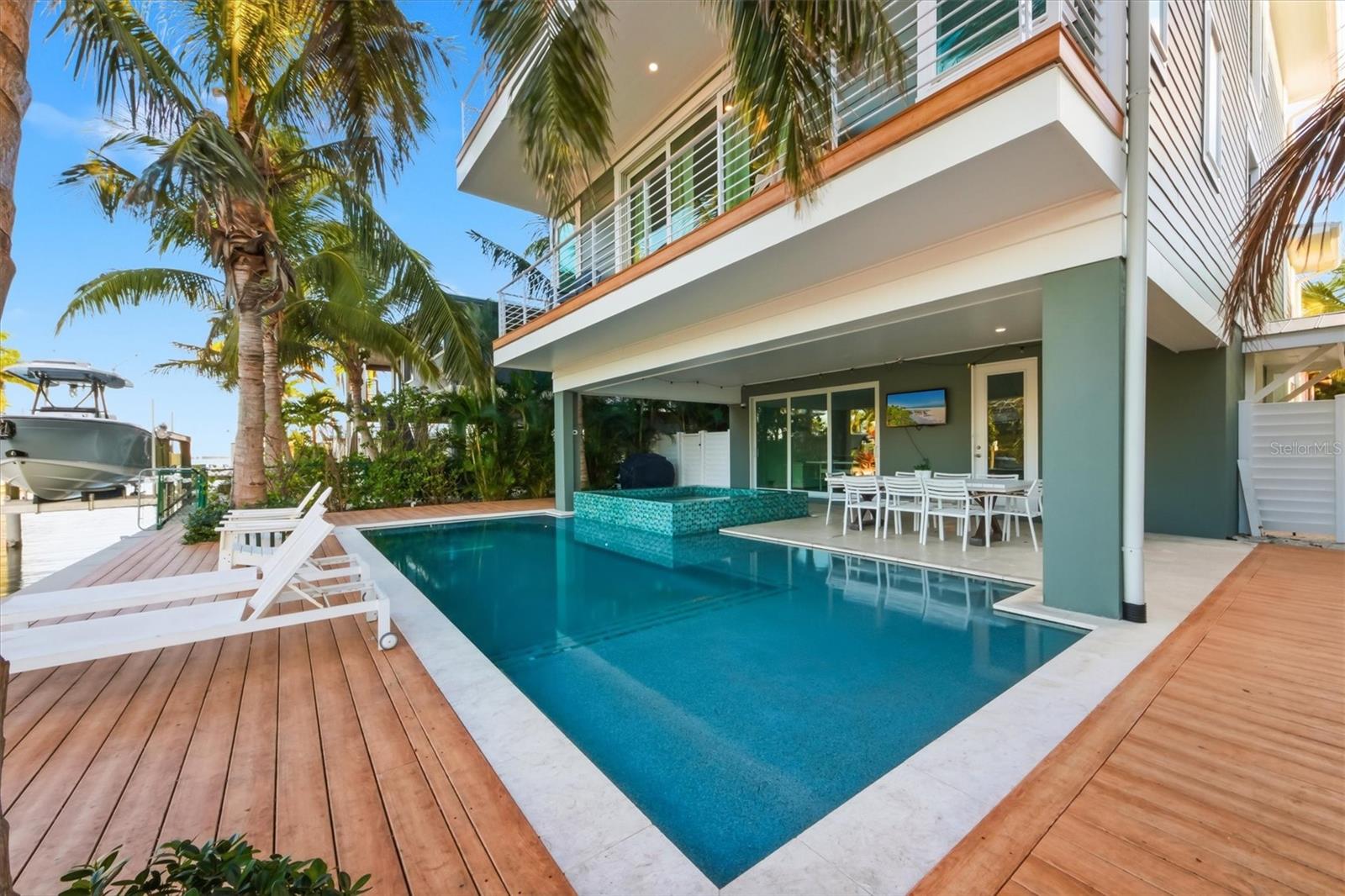 Image 38 of 91 For 403 20th Place N