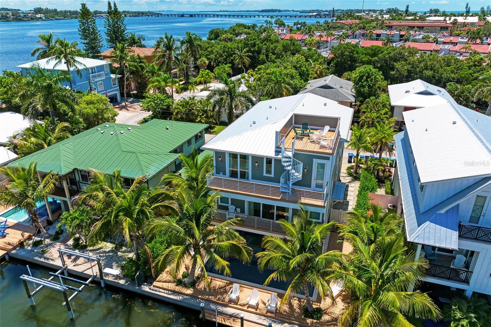 Image 67 of 91 For 403 20th Place N