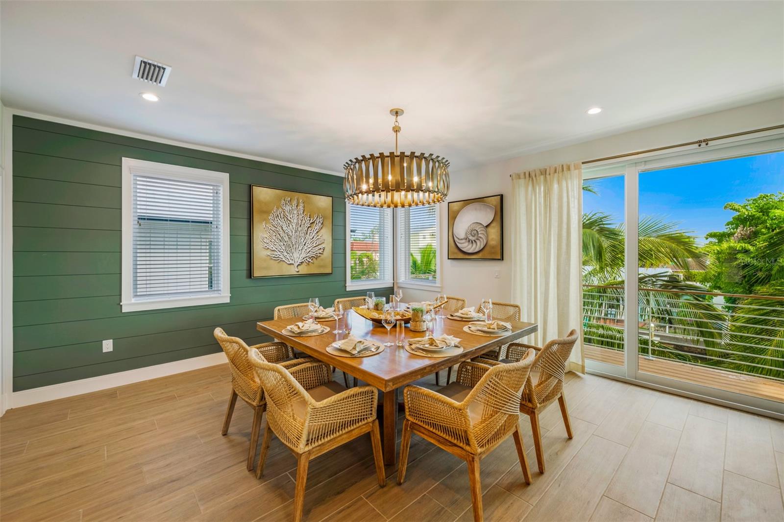 Image 7 of 91 For 403 20th Place N