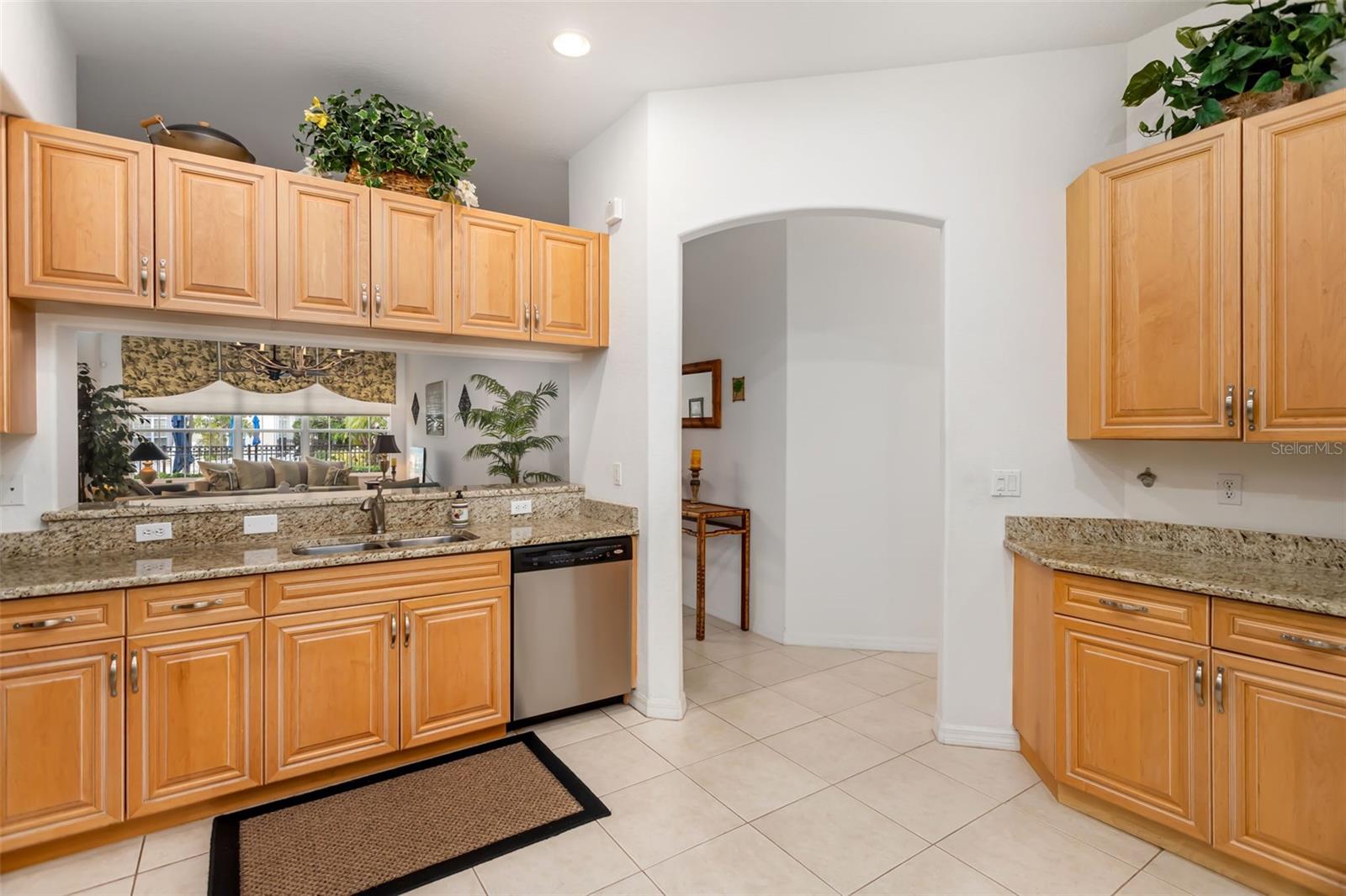 Image 13 of 62 For 804 Triano Circle 804