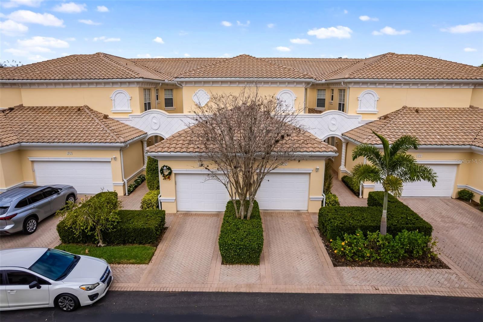 Image 29 of 62 For 804 Triano Circle 804