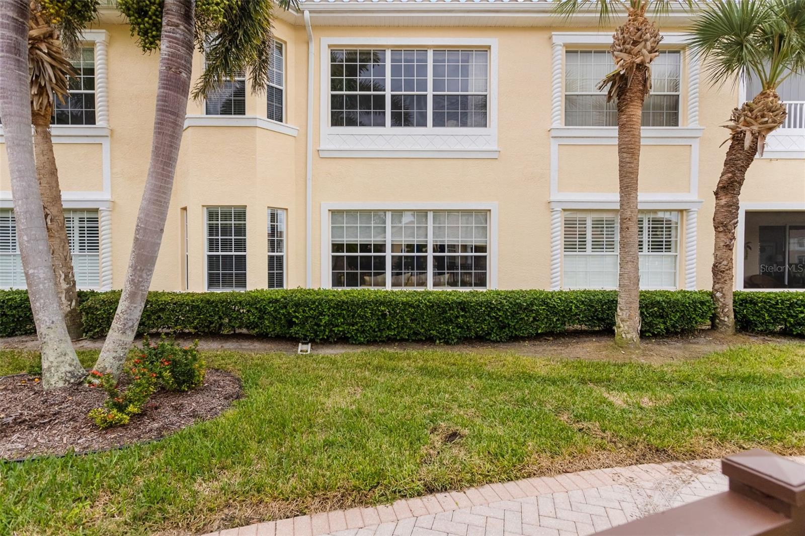 Image 30 of 62 For 804 Triano Circle 804