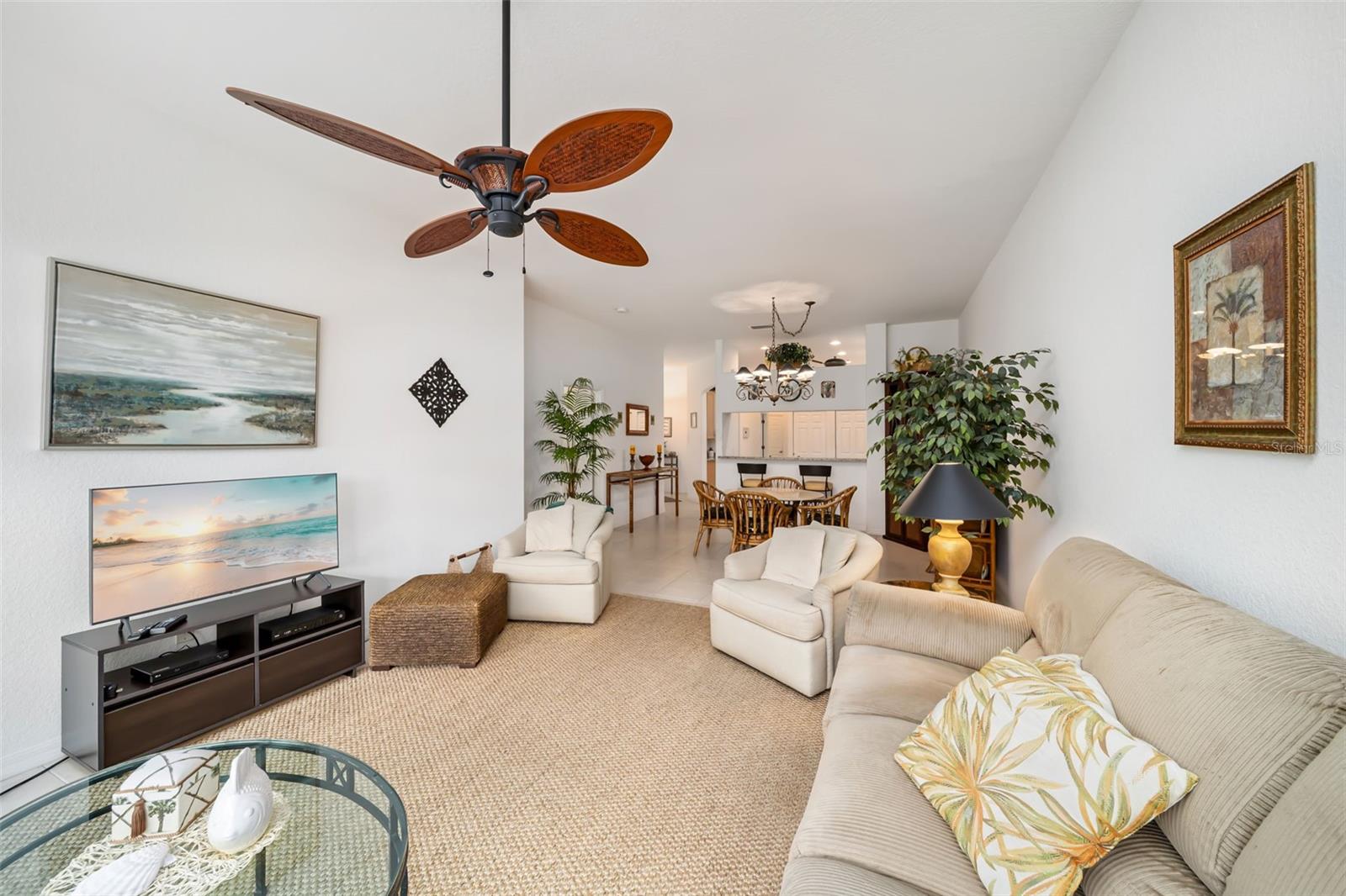 Image 5 of 62 For 804 Triano Circle 804