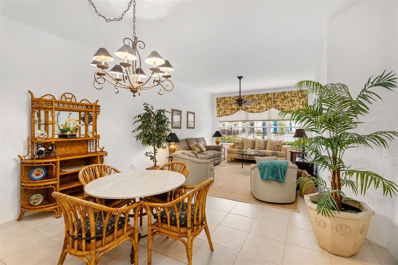 Image 6 of 62 For 804 Triano Circle 804