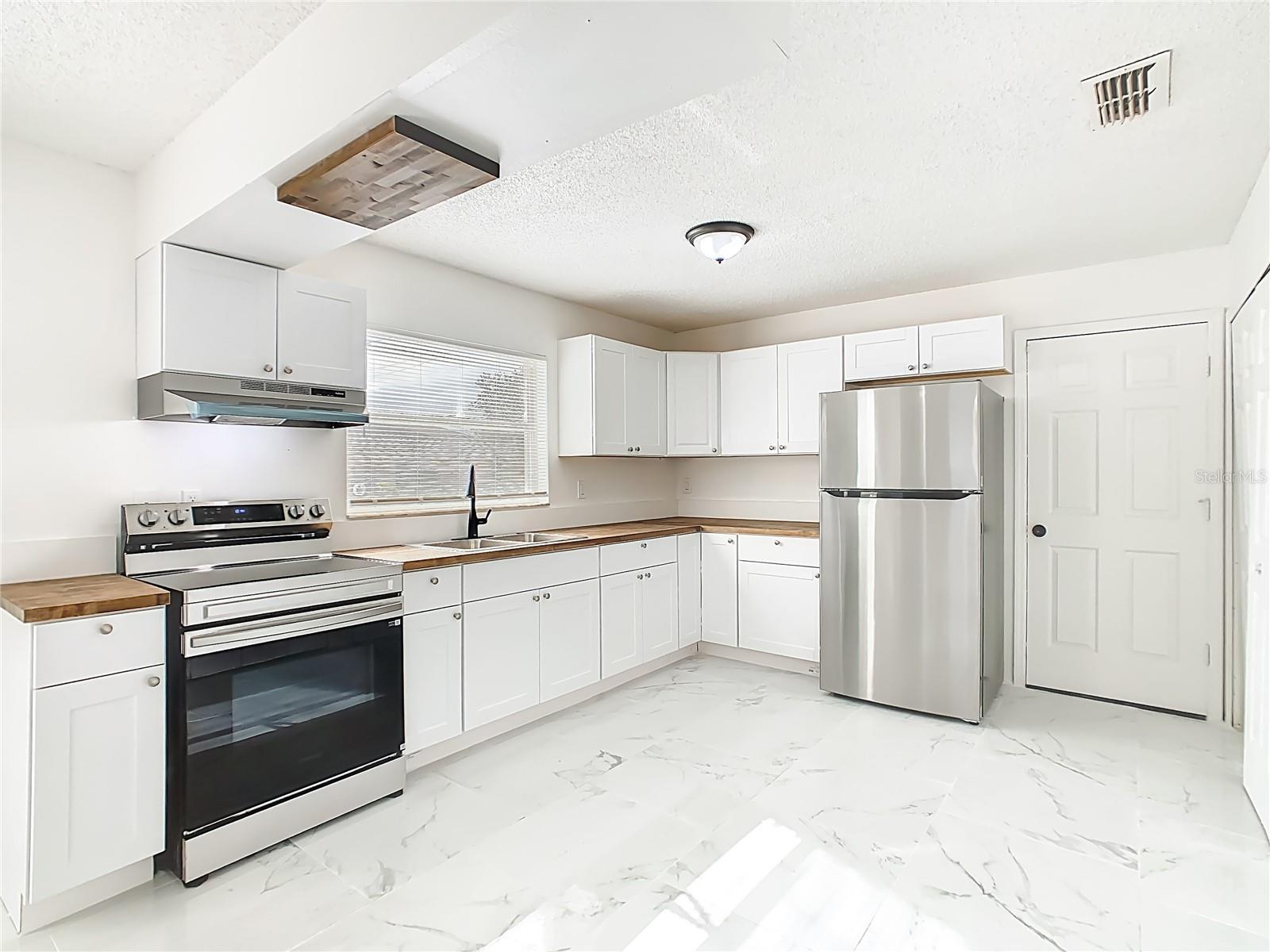 Image 16 of 44 For 311 Drum Court