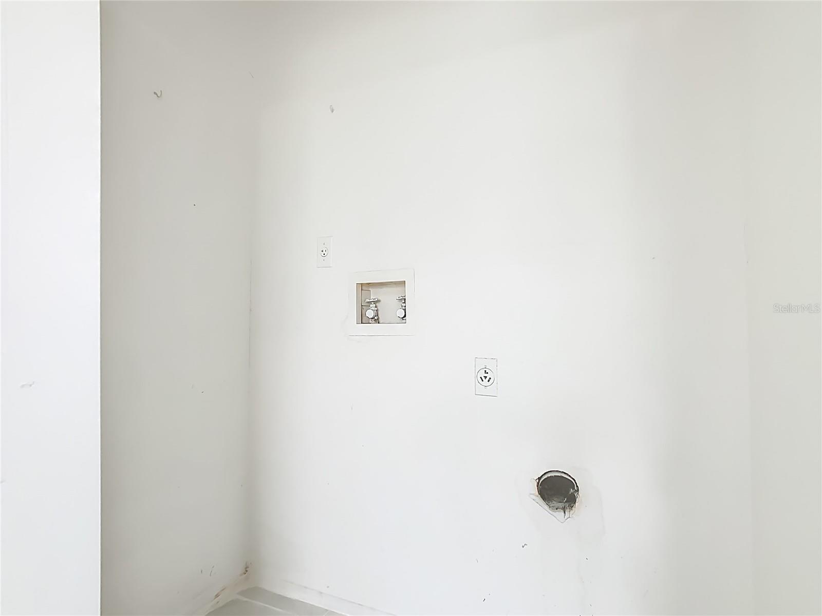 Image 22 of 44 For 311 Drum Court