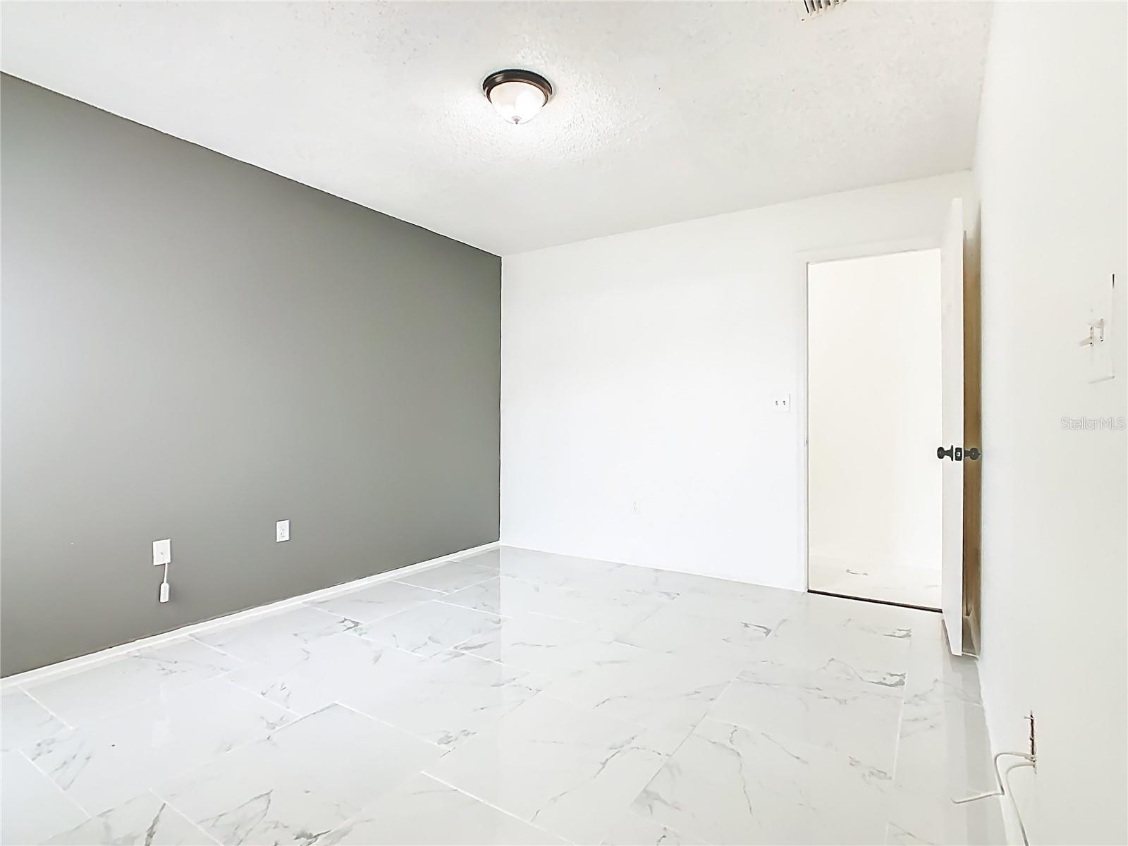 Image 28 of 44 For 311 Drum Court