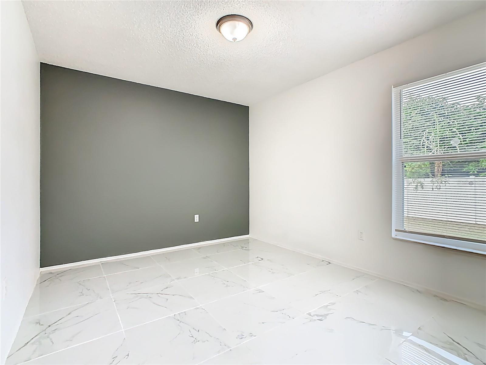 Image 39 of 44 For 311 Drum Court