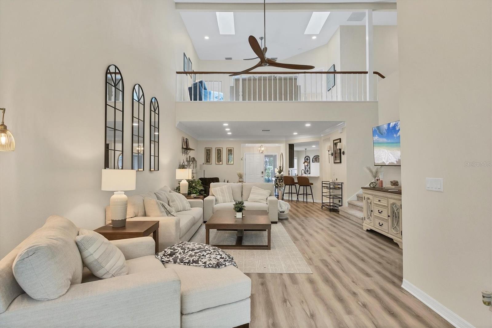 Image 9 of 65 For 1719 Starling Drive 1719