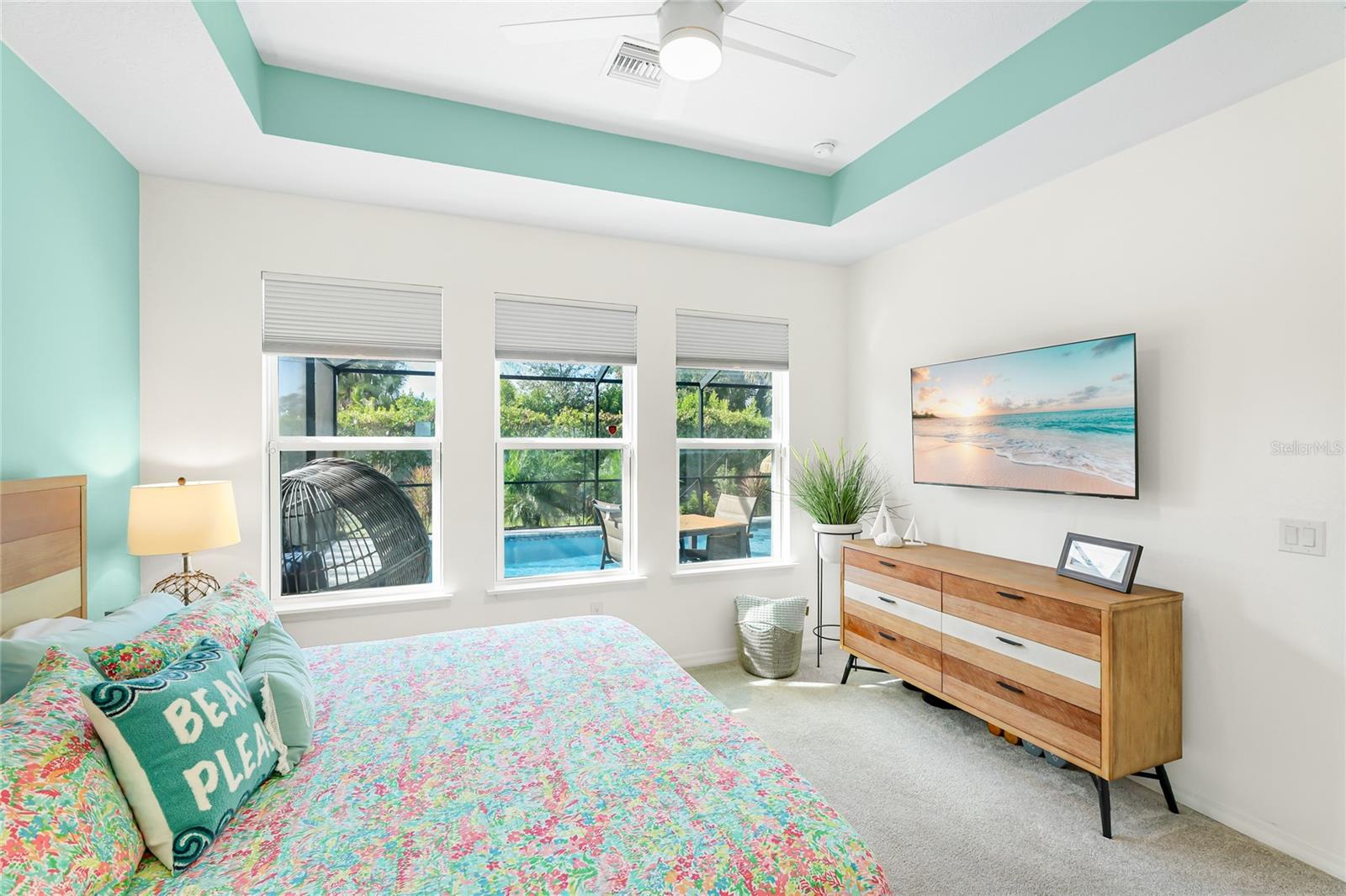 Image 15 of 49 For 15061 Shady Palms Lane