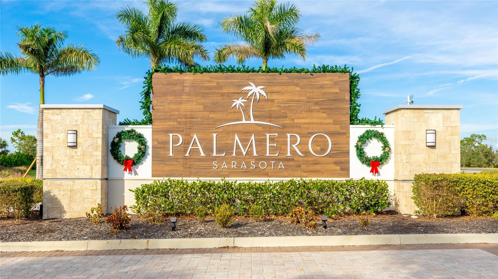 Image 32 of 49 For 15061 Shady Palms Lane