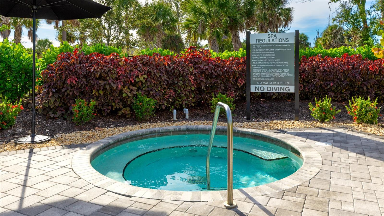 Image 37 of 49 For 15061 Shady Palms Lane