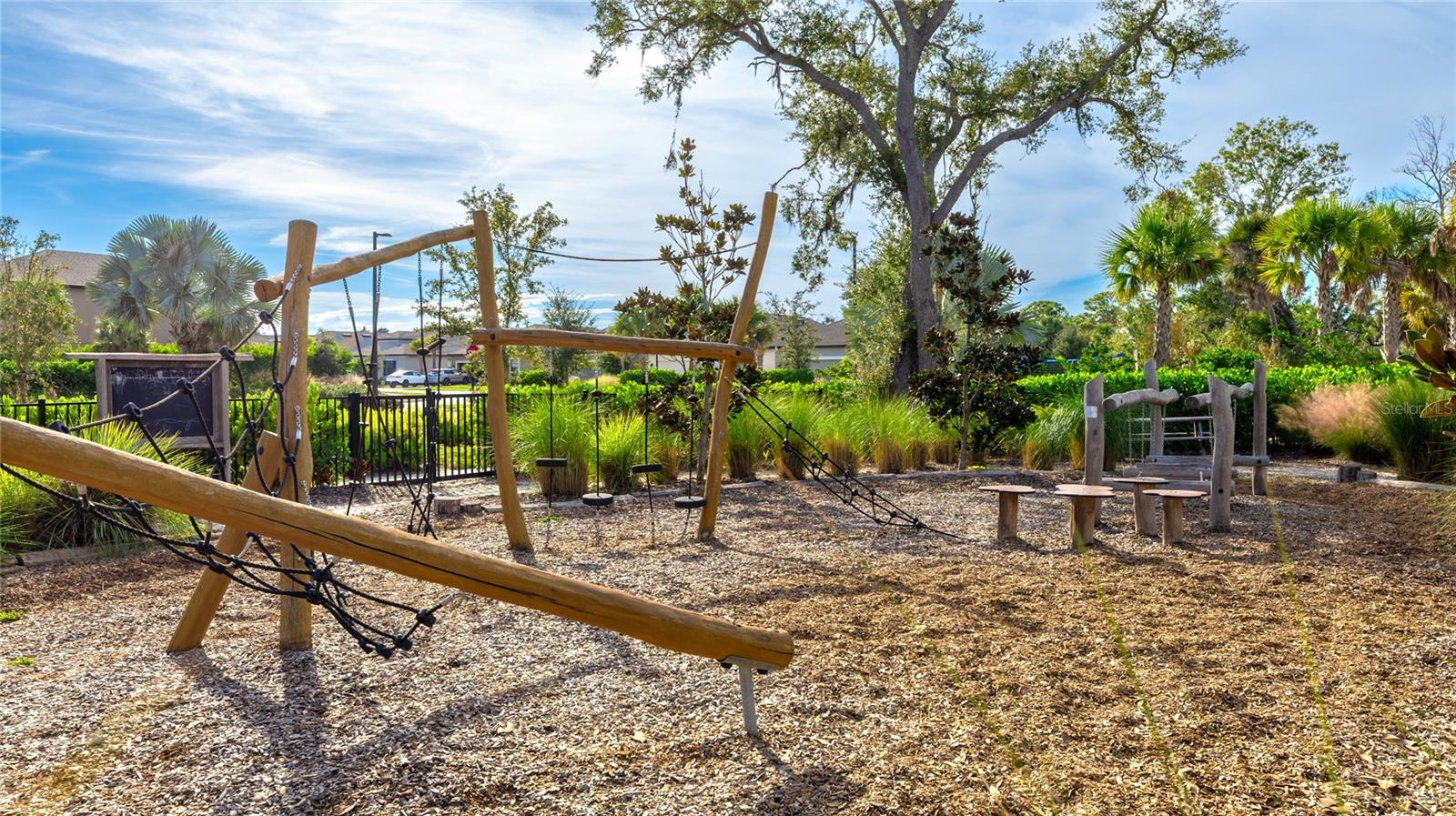 Image 45 of 49 For 15061 Shady Palms Lane