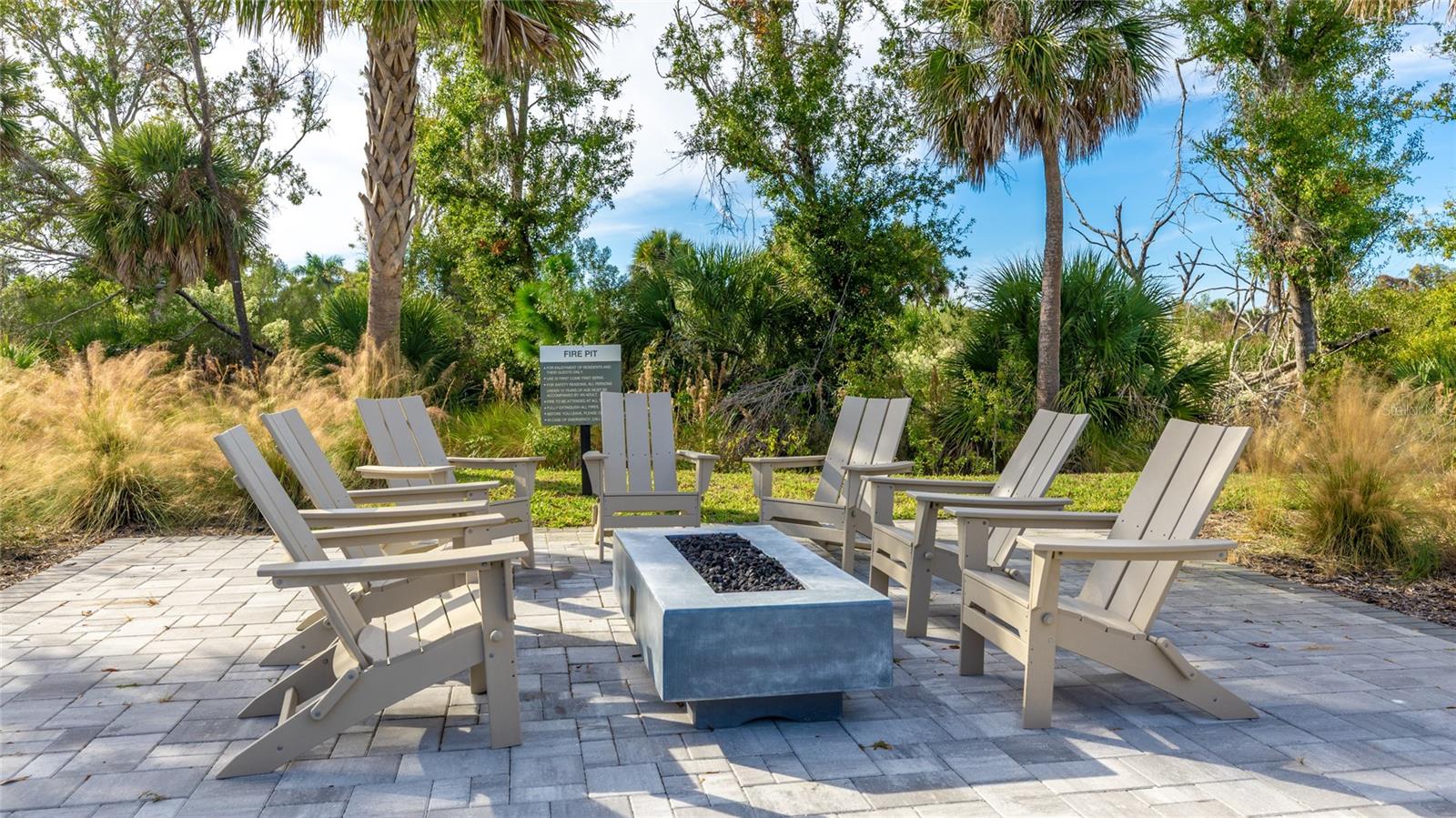 Image 46 of 49 For 15061 Shady Palms Lane