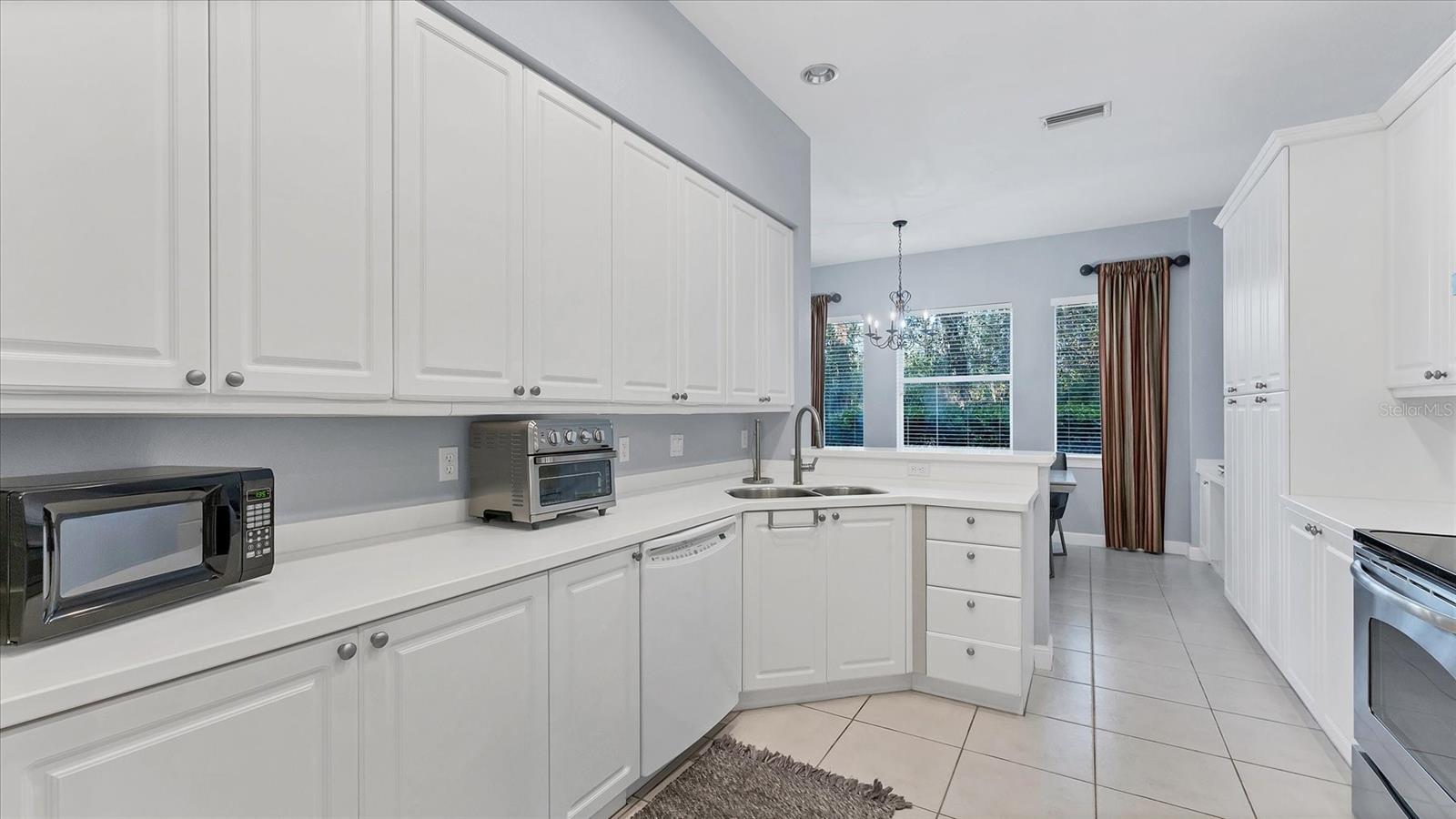 Image 11 of 53 For 5523 46th Court W Na