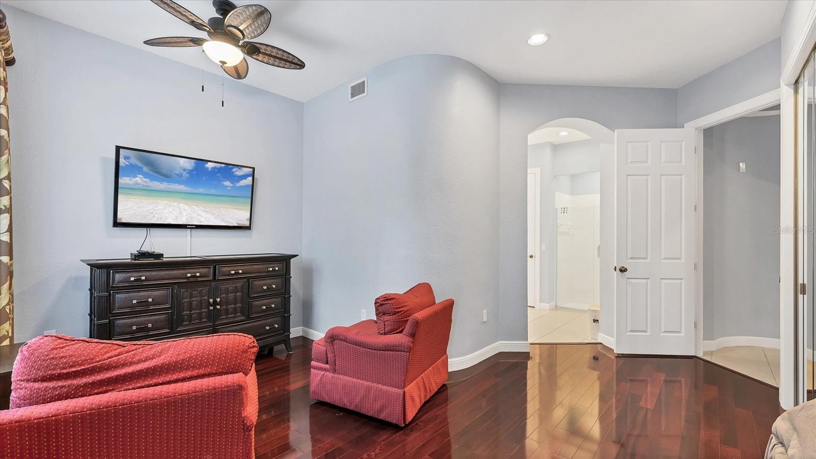 Image 19 of 53 For 5523 46th Court W Na