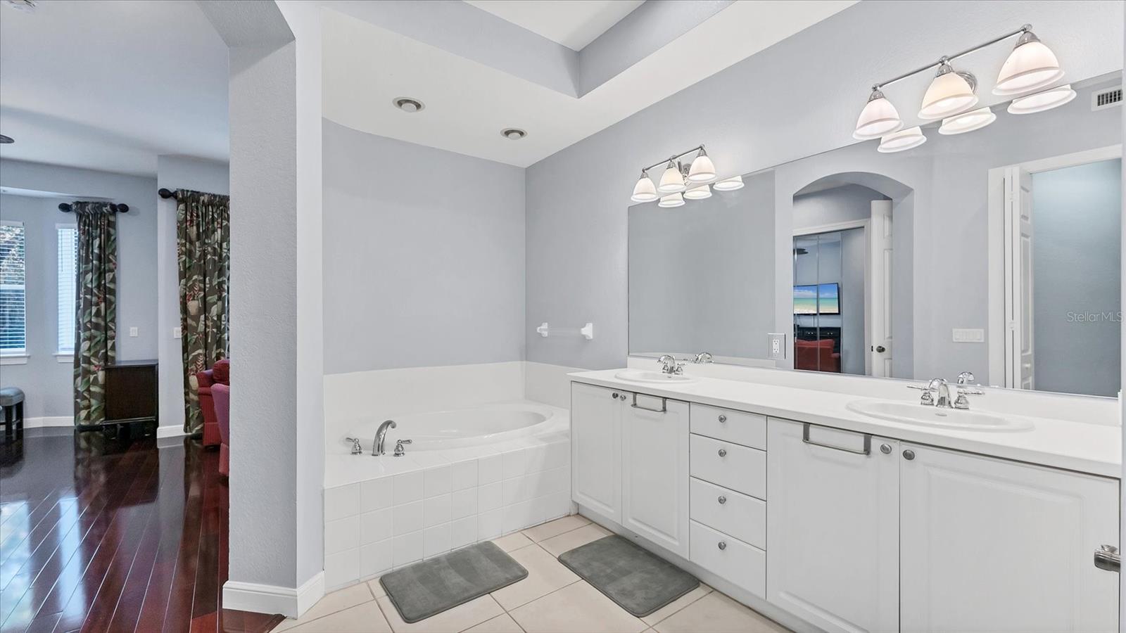 Image 21 of 53 For 5523 46th Court W Na