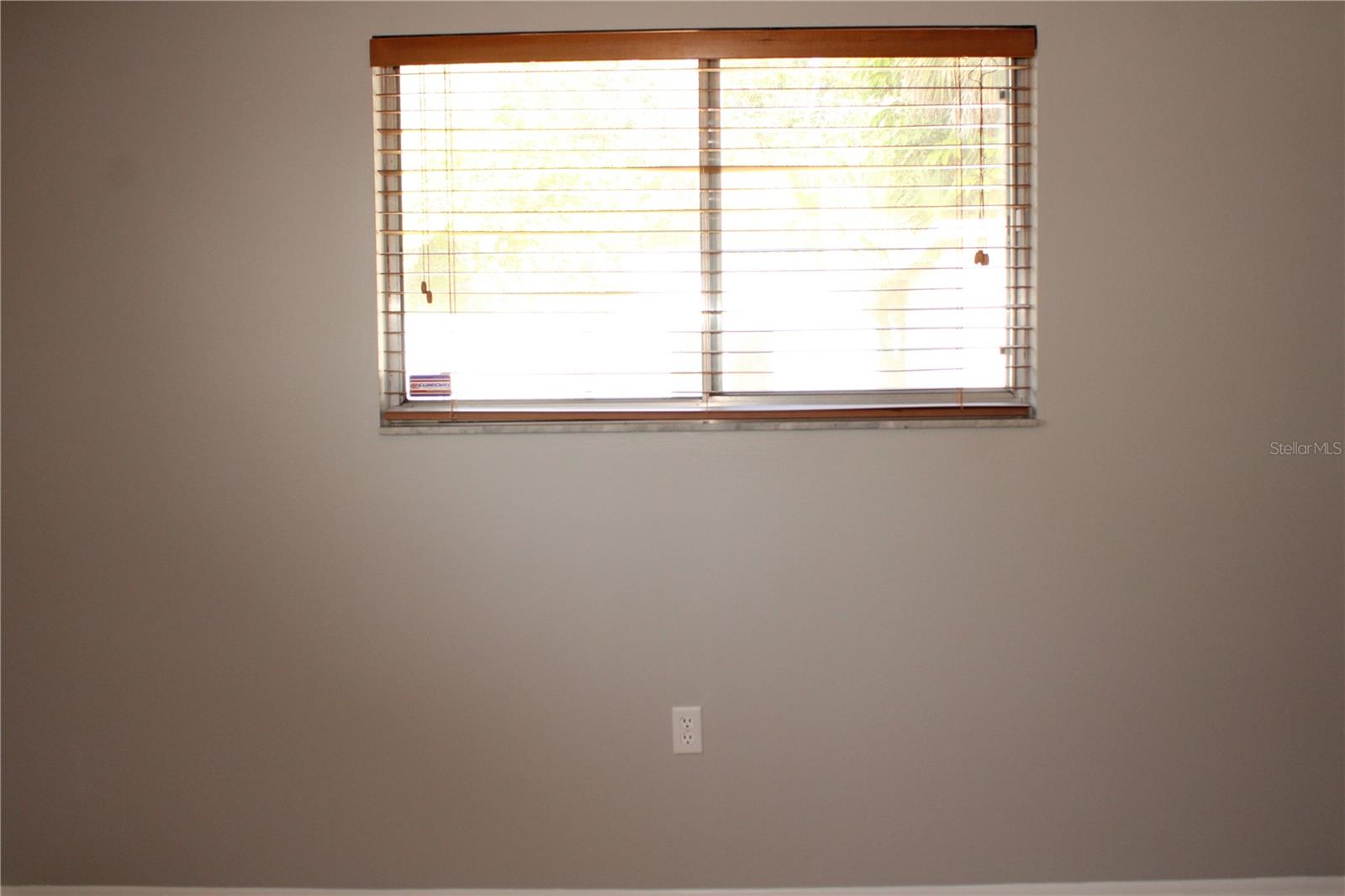 Image 12 of 32 For 4024 13th Avenue W