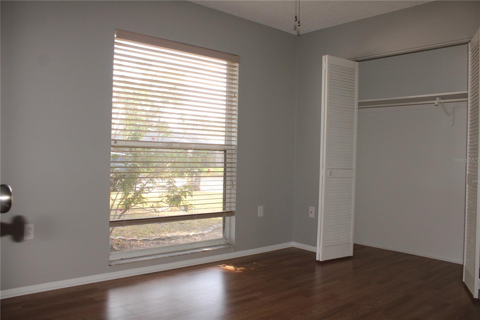 Image 18 of 32 For 4024 13th Avenue W