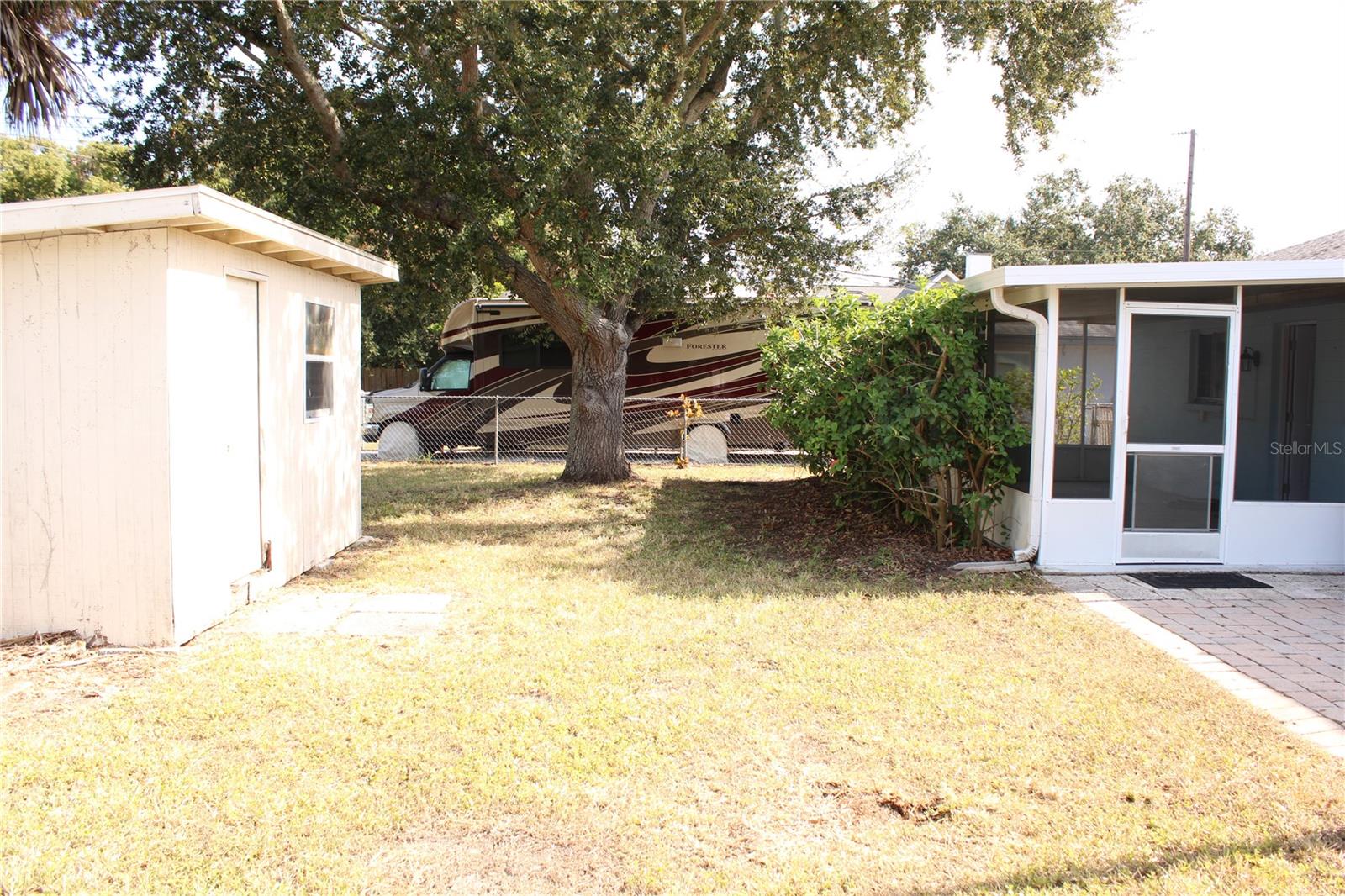 Image 29 of 32 For 4024 13th Avenue W