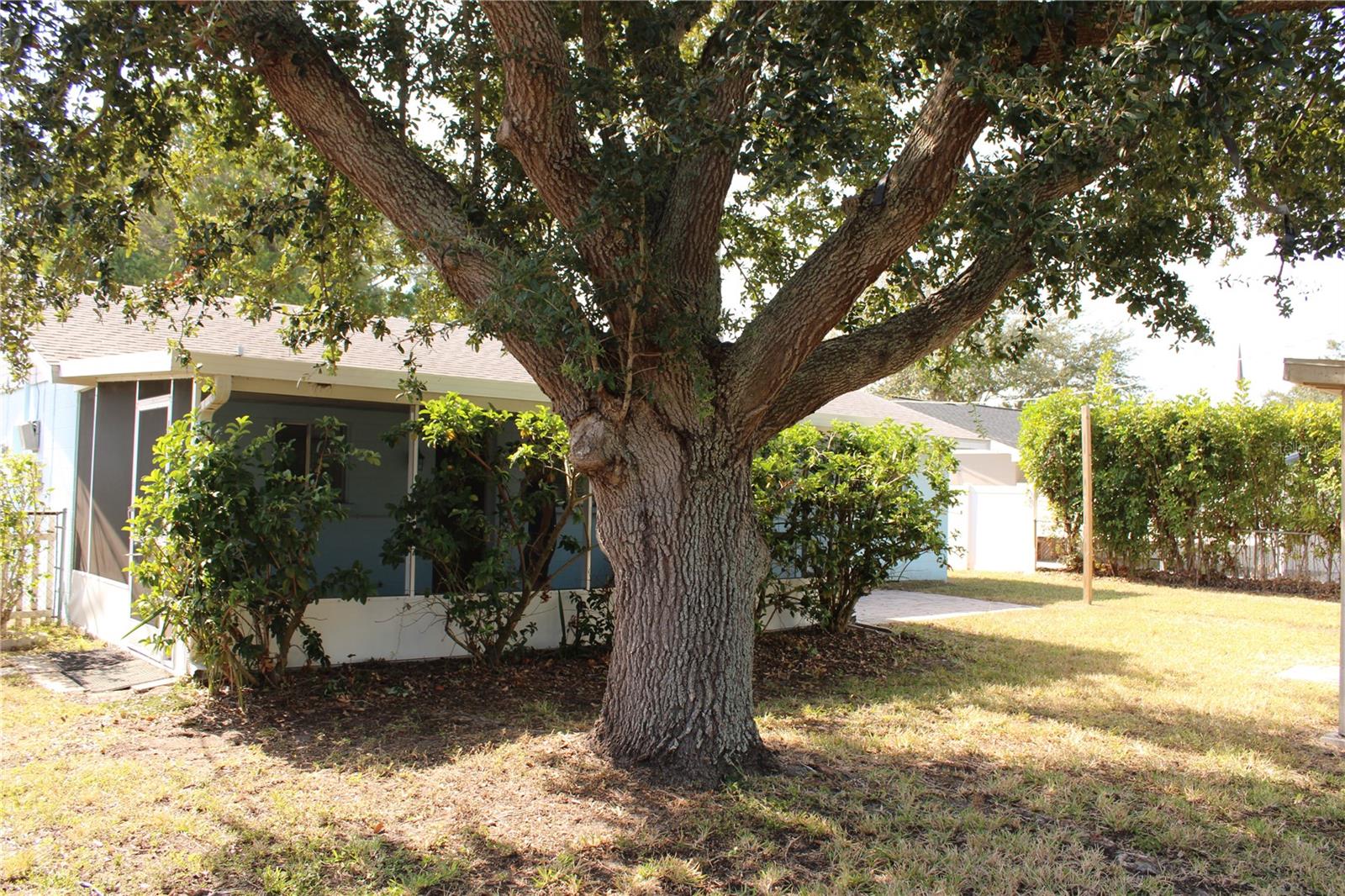 Image 31 of 32 For 4024 13th Avenue W