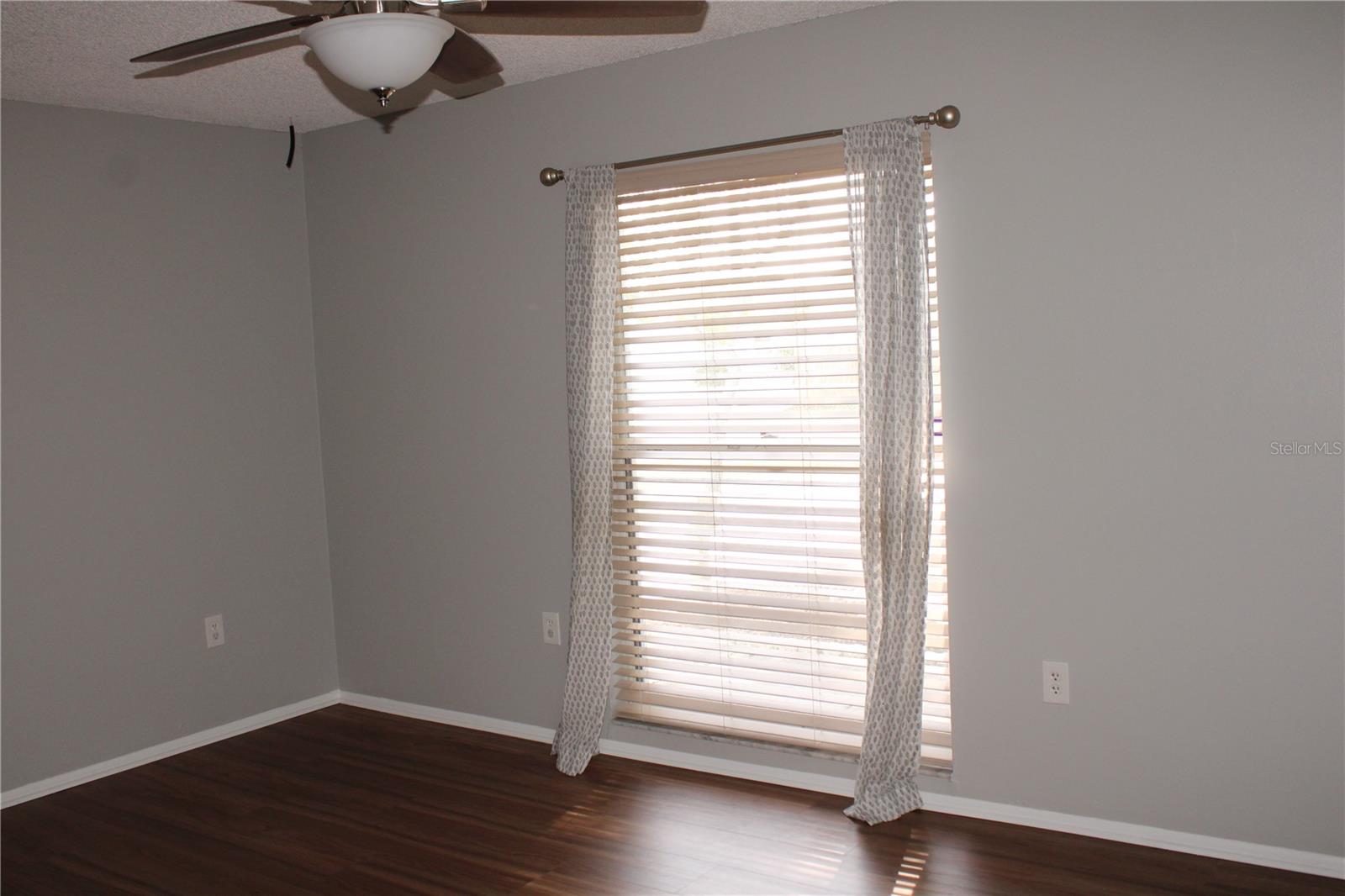 Image 8 of 32 For 4024 13th Avenue W