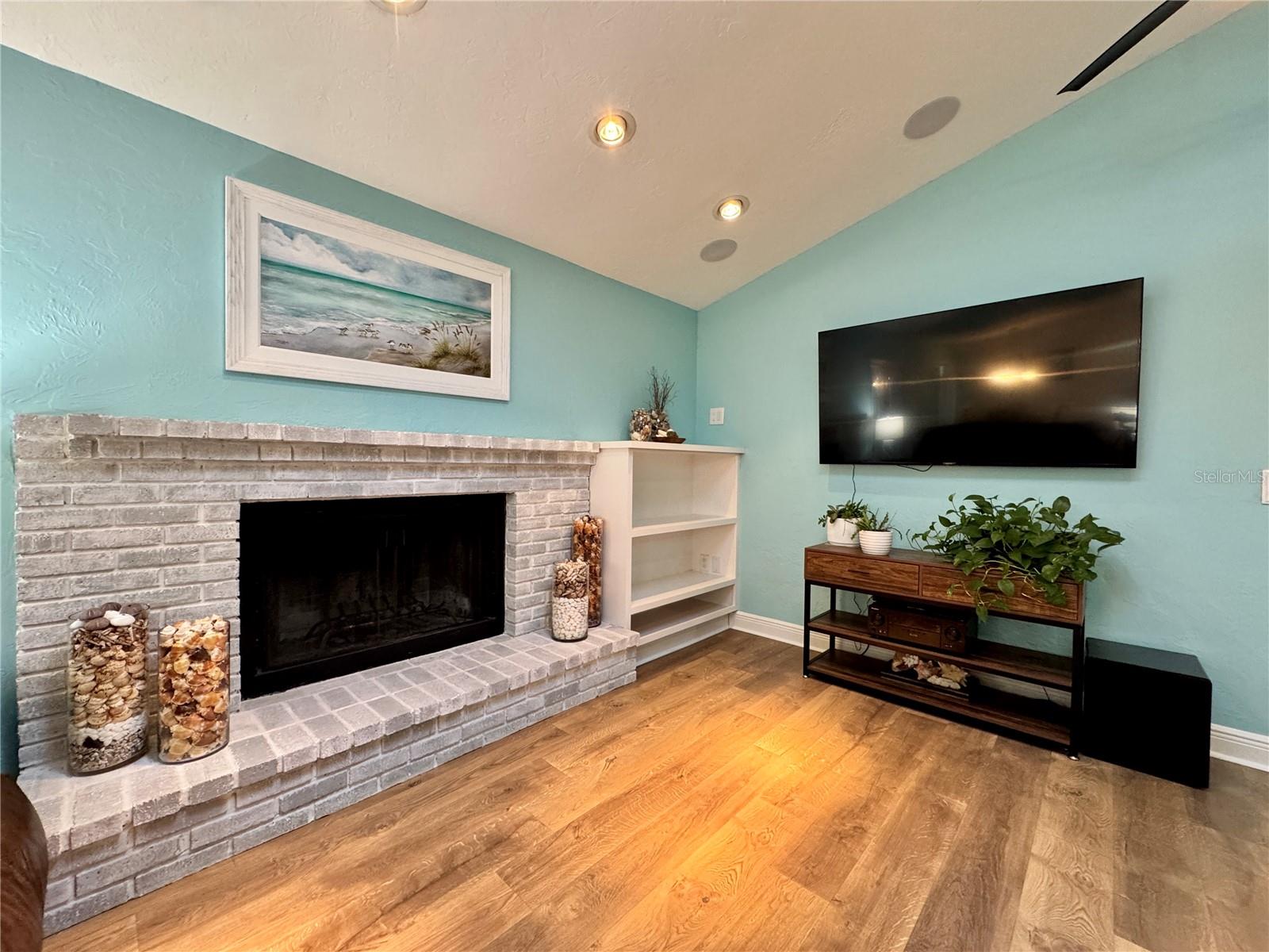 Image 10 of 75 For 4124 Pinar Drive