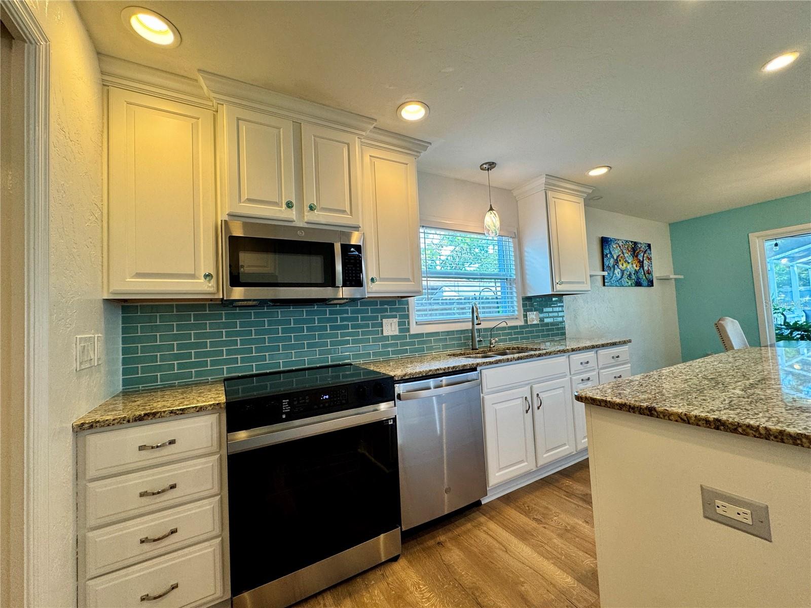 Image 15 of 75 For 4124 Pinar Drive