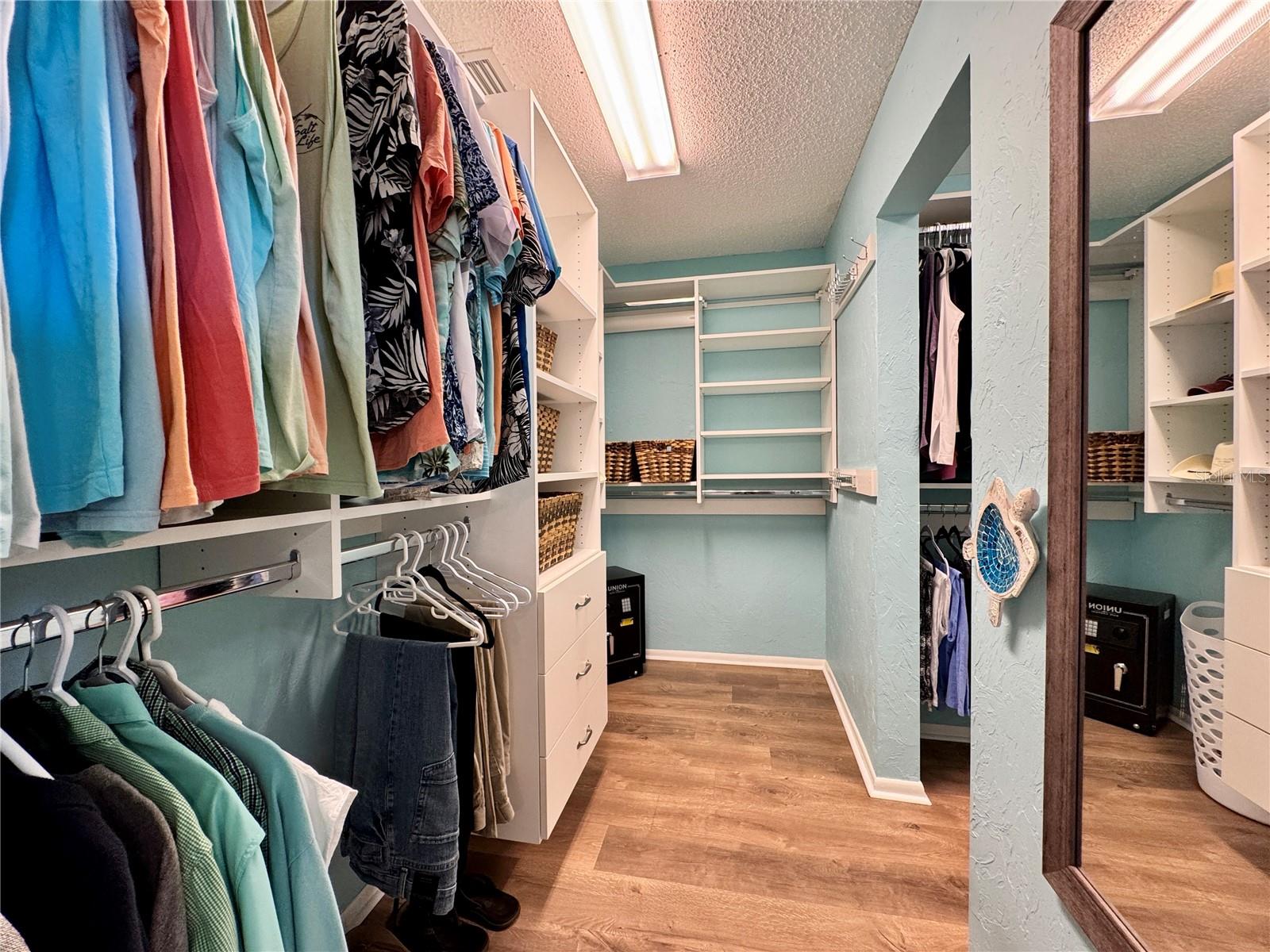 Image 22 of 75 For 4124 Pinar Drive