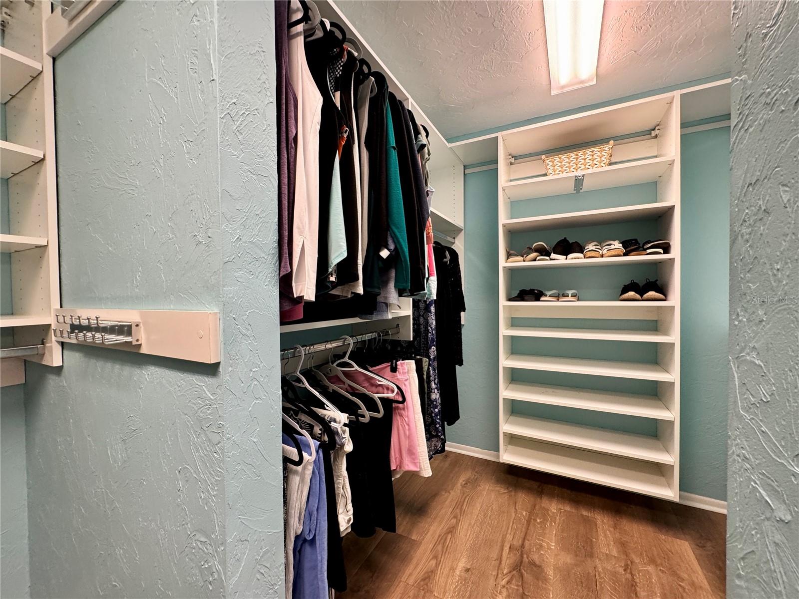 Image 23 of 75 For 4124 Pinar Drive