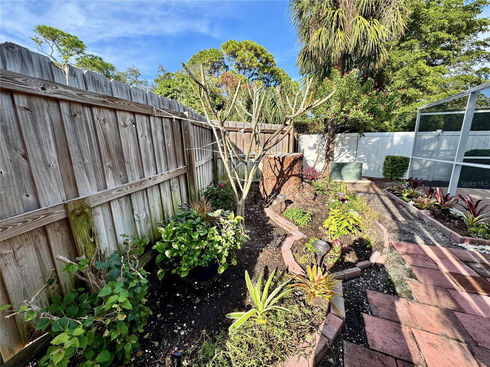 Image 47 of 75 For 4124 Pinar Drive