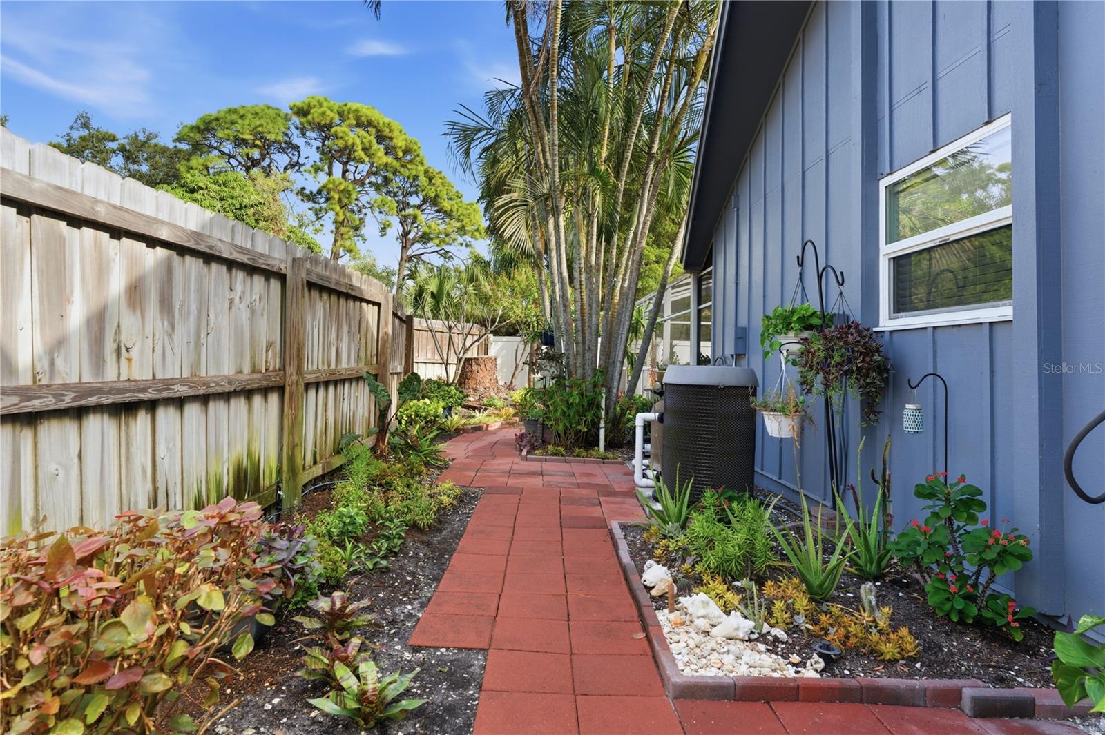 Image 57 of 75 For 4124 Pinar Drive