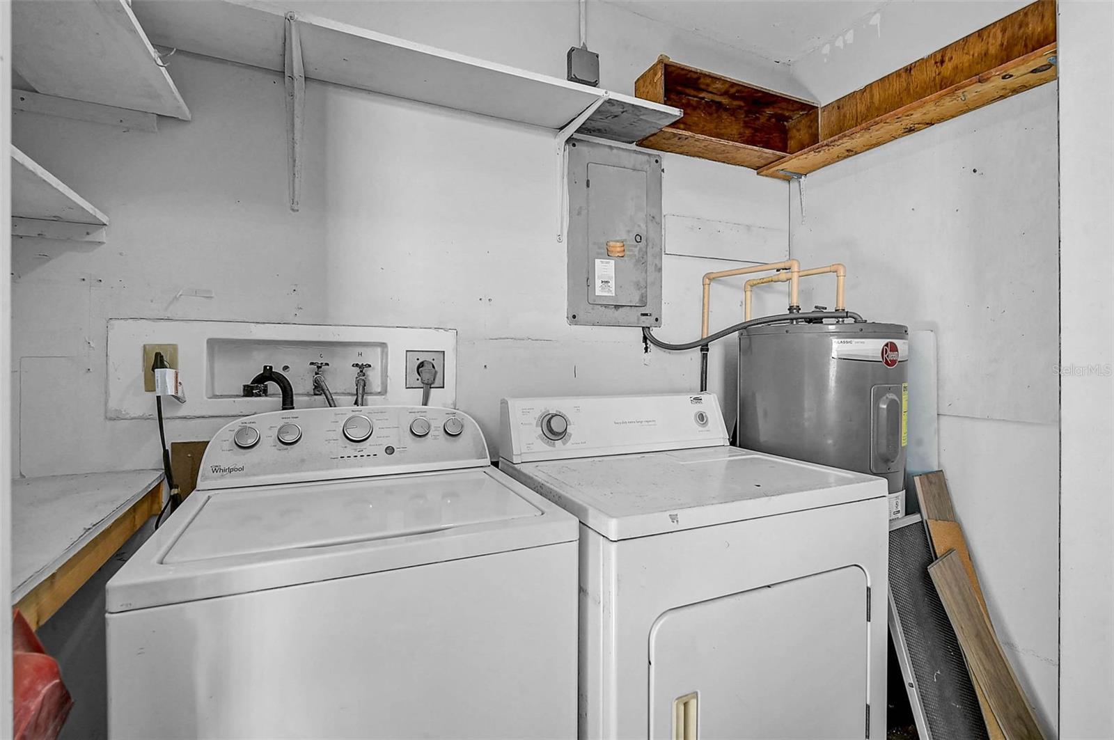 Image 28 of 47 For 1009 75th Street Parkway W