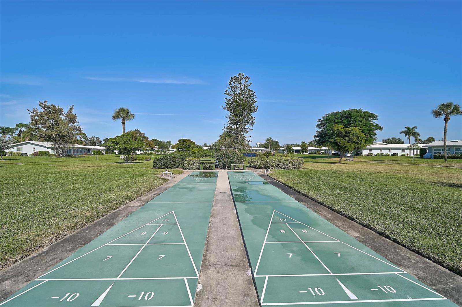 Image 32 of 47 For 1009 75th Street Parkway W