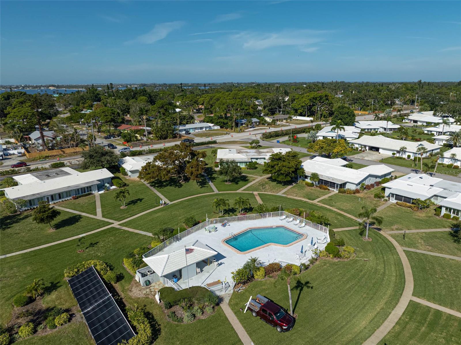 Image 41 of 47 For 1009 75th Street Parkway W