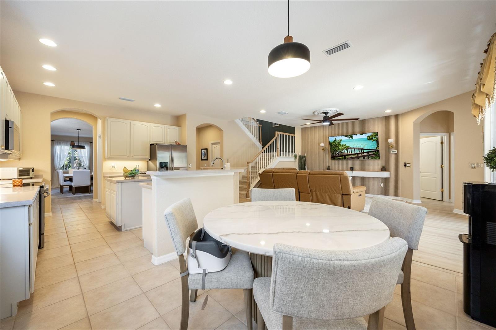 Image 14 of 54 For 1800 Scarlett Avenue