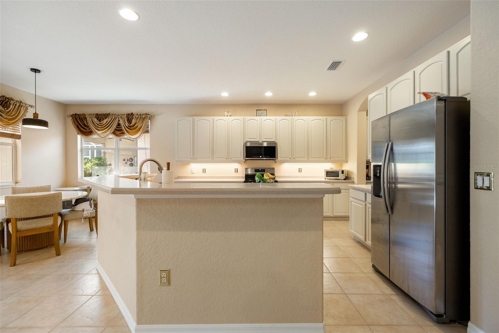 Image 15 of 54 For 1800 Scarlett Avenue